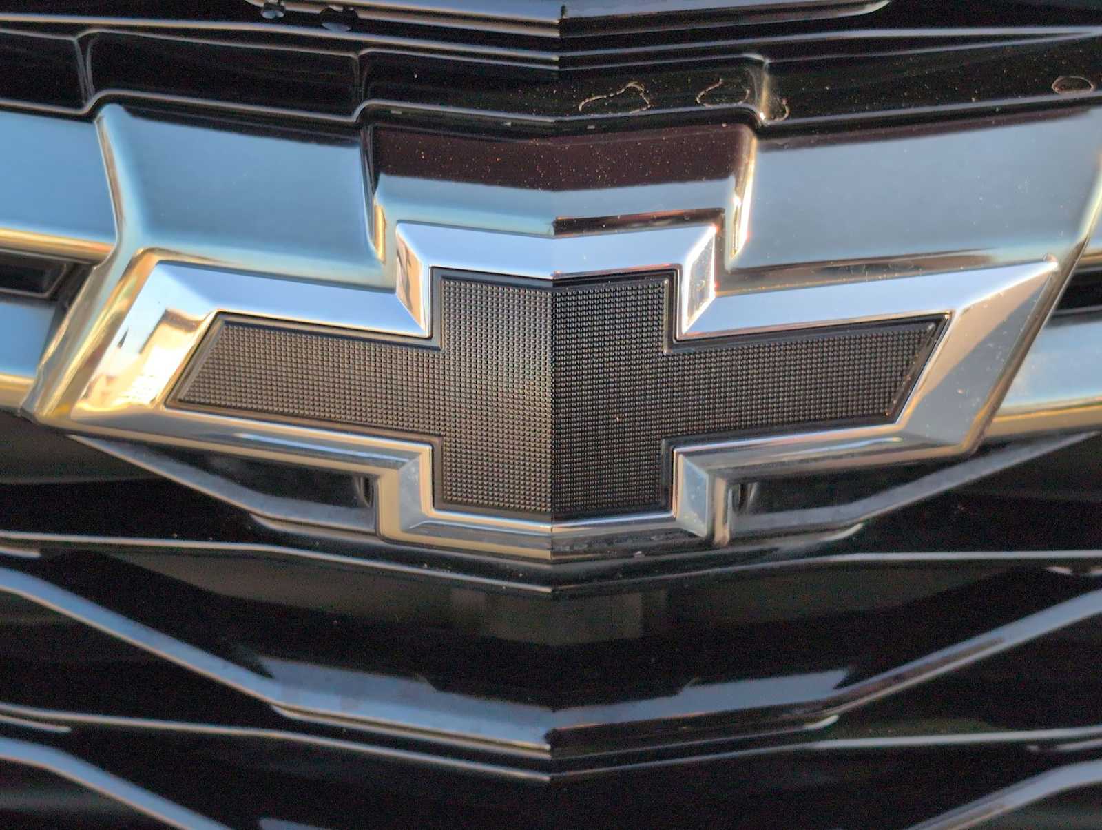 Thumbnail: 2022 Chevrolet Equinox - 12