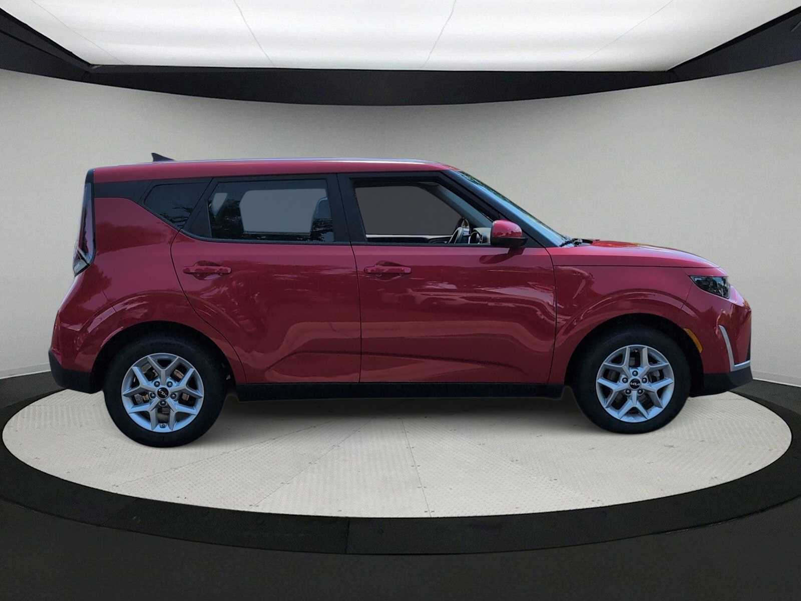 Thumbnail: 2025 Kia Soul - 9