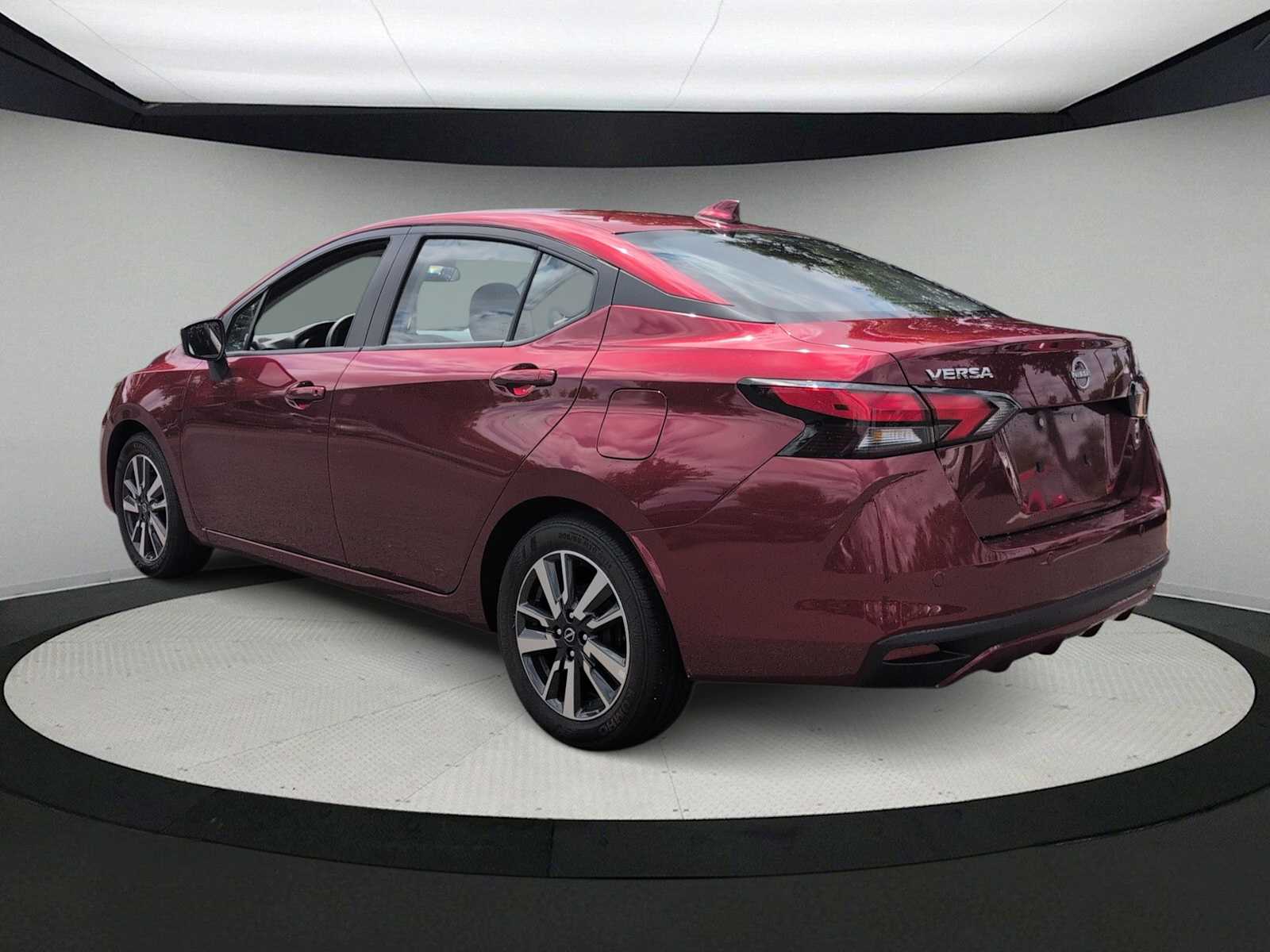 2025 Nissan Versa Sedan SV - Photo 6
