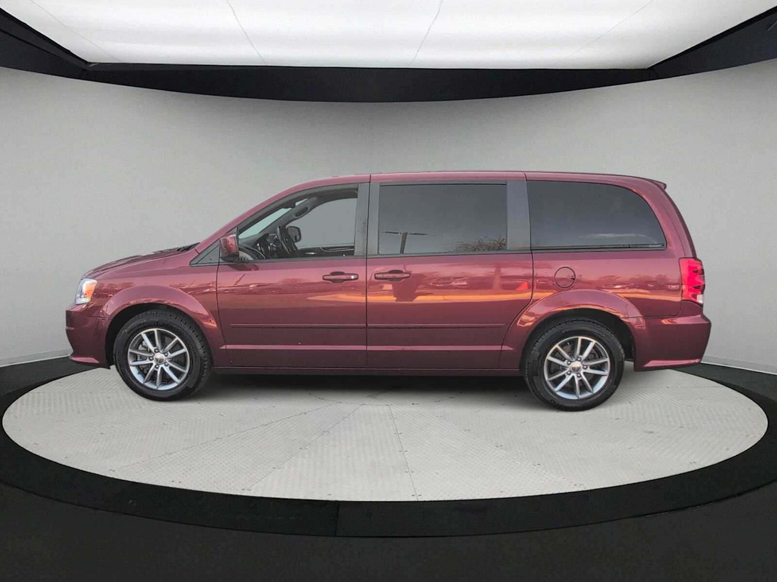 Thumbnail: 2015 Dodge Grand Caravan - 5