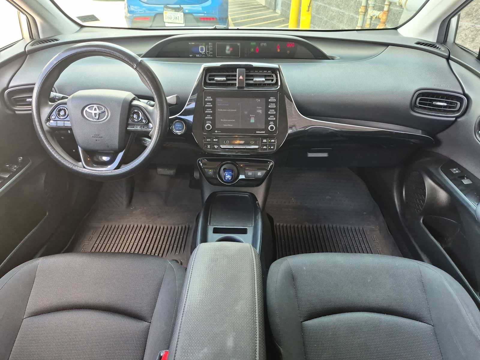 2022 Toyota Prius L Eco - Photo 15