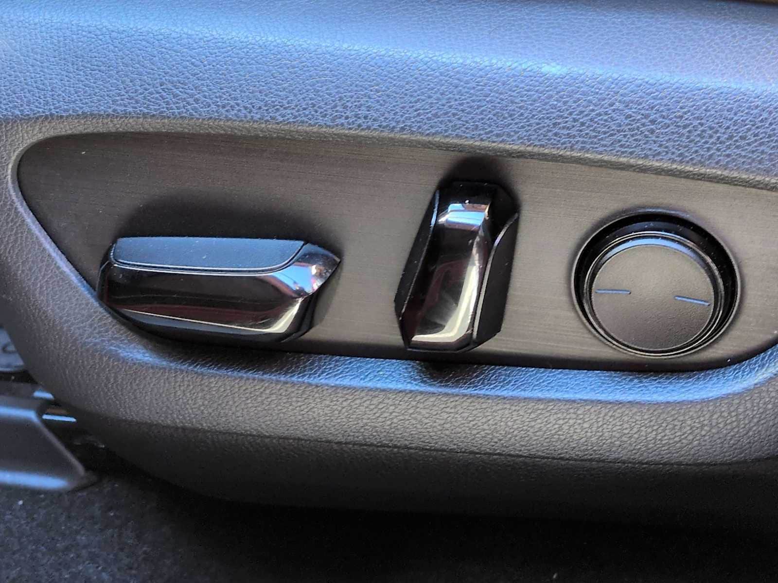 Thumbnail: 2022 Lexus NX - 18