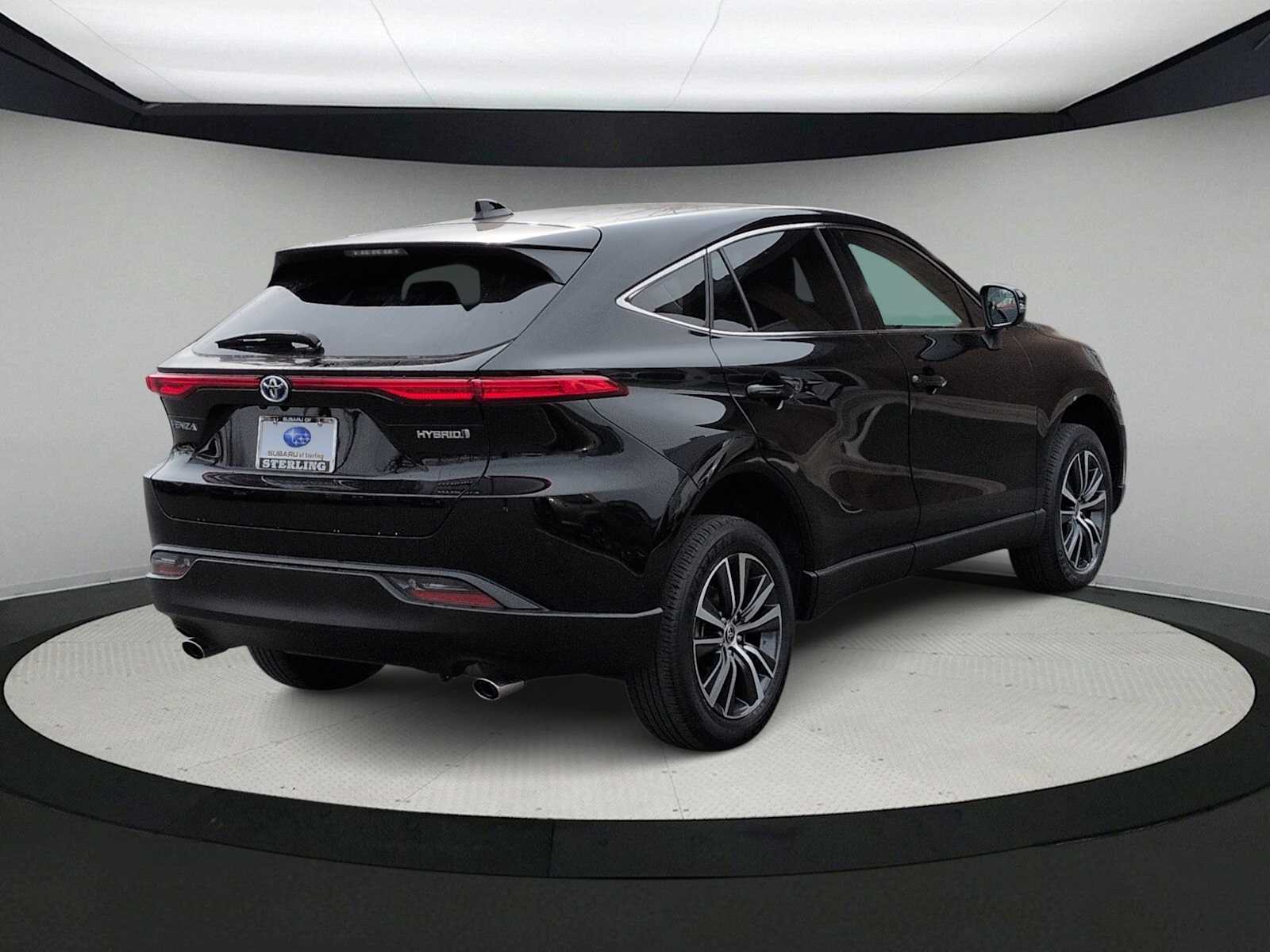 Thumbnail: 2022 Toyota Venza - 8