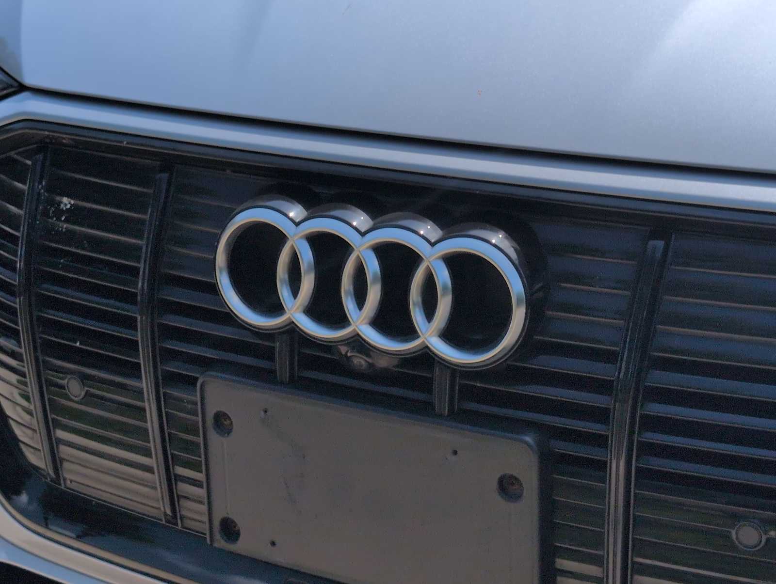 Thumbnail: 2022 Audi e-tron - 12
