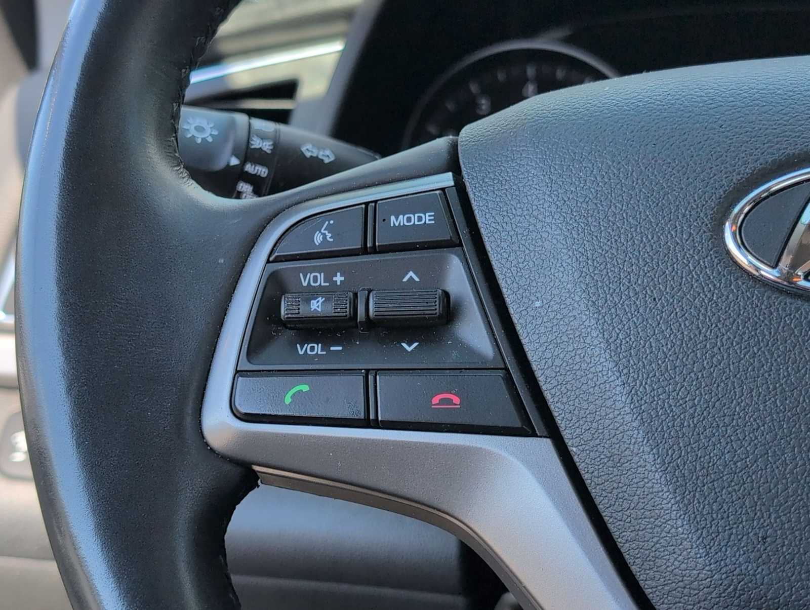 Thumbnail: 2018 Hyundai Elantra - 21