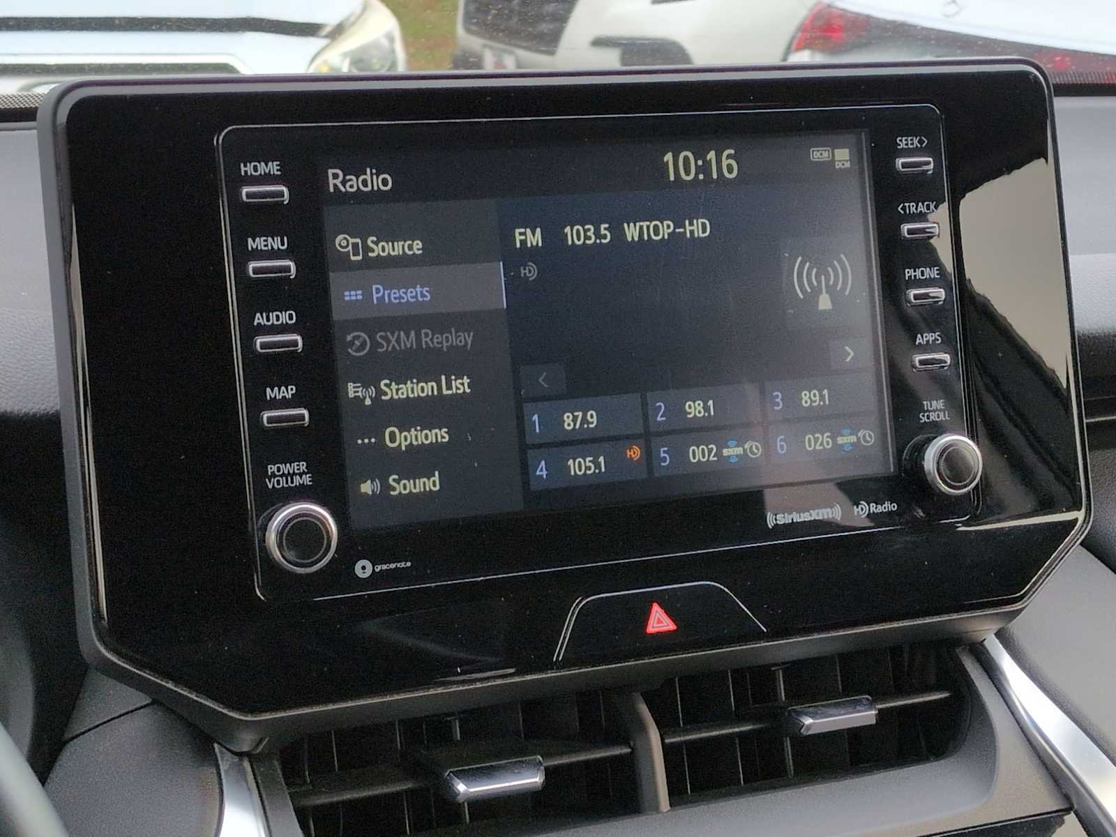 Thumbnail: 2022 Toyota Venza - 29