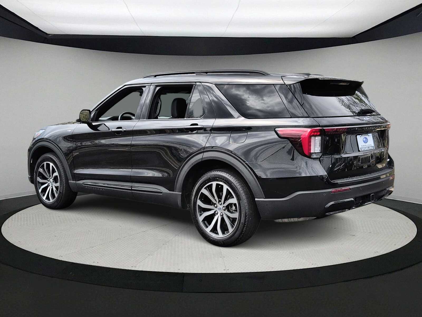 Thumbnail: 2025 Ford Explorer - 6