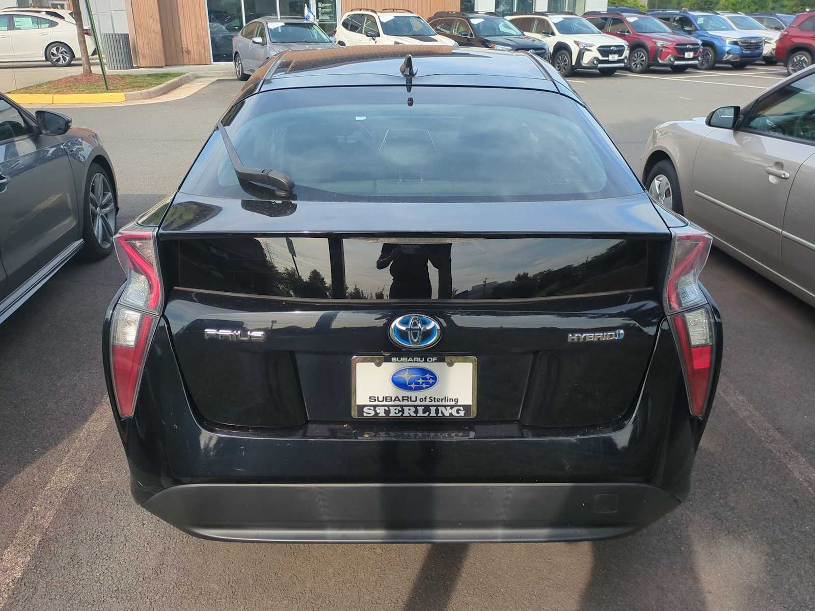 Thumbnail: 2016 Toyota Prius - 4