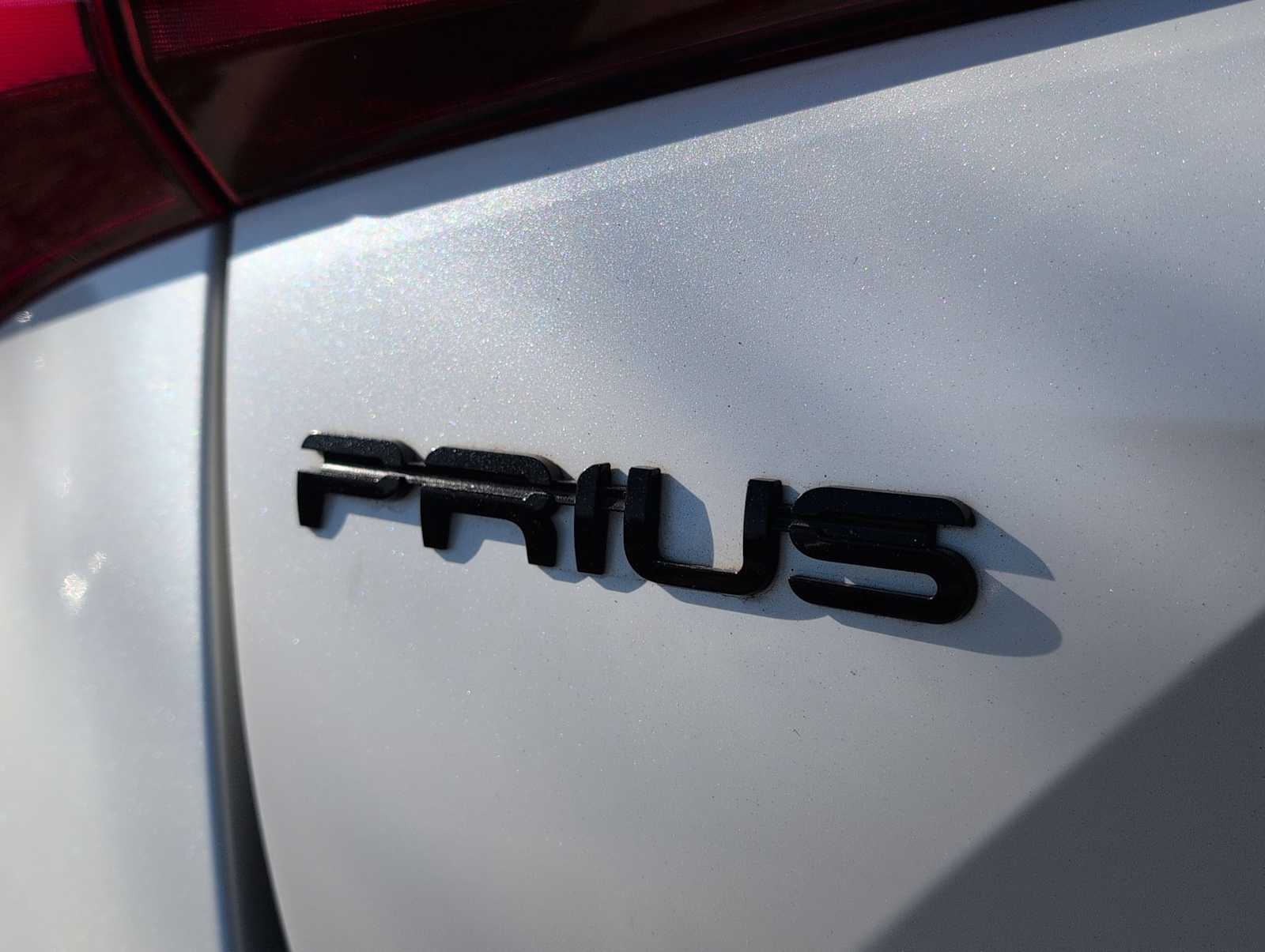 Thumbnail: 2021 Toyota Prius - 13