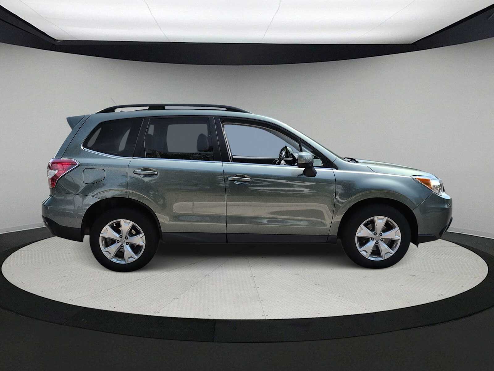 Thumbnail: 2014 Subaru Forester - 9
