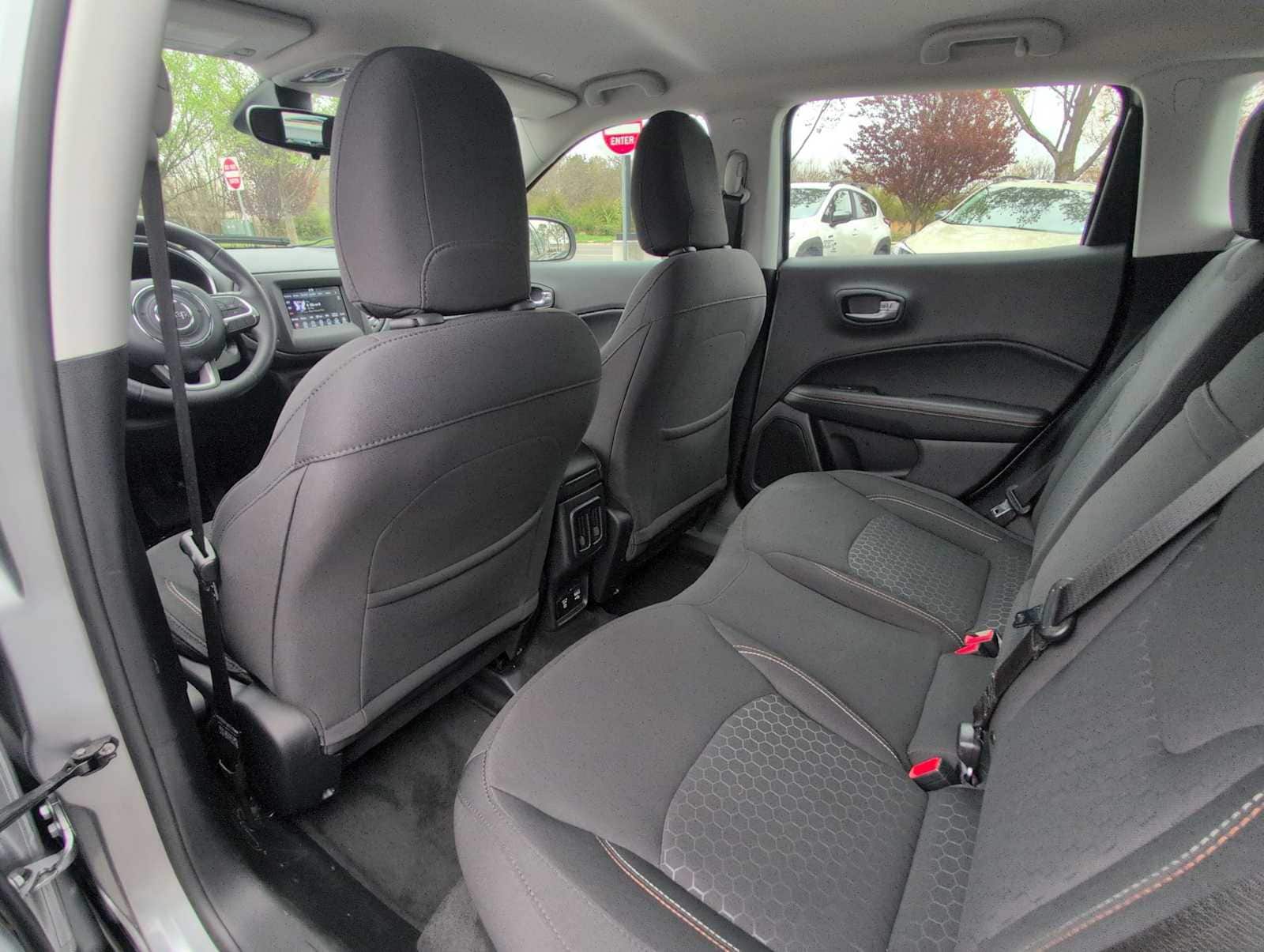 Thumbnail: 2019 Jeep Compass - 18