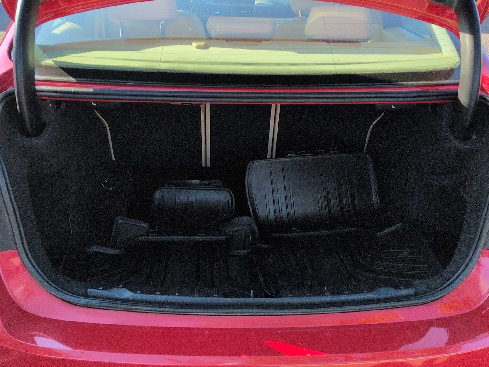 Thumbnail: 2014 BMW 3 Series - 35