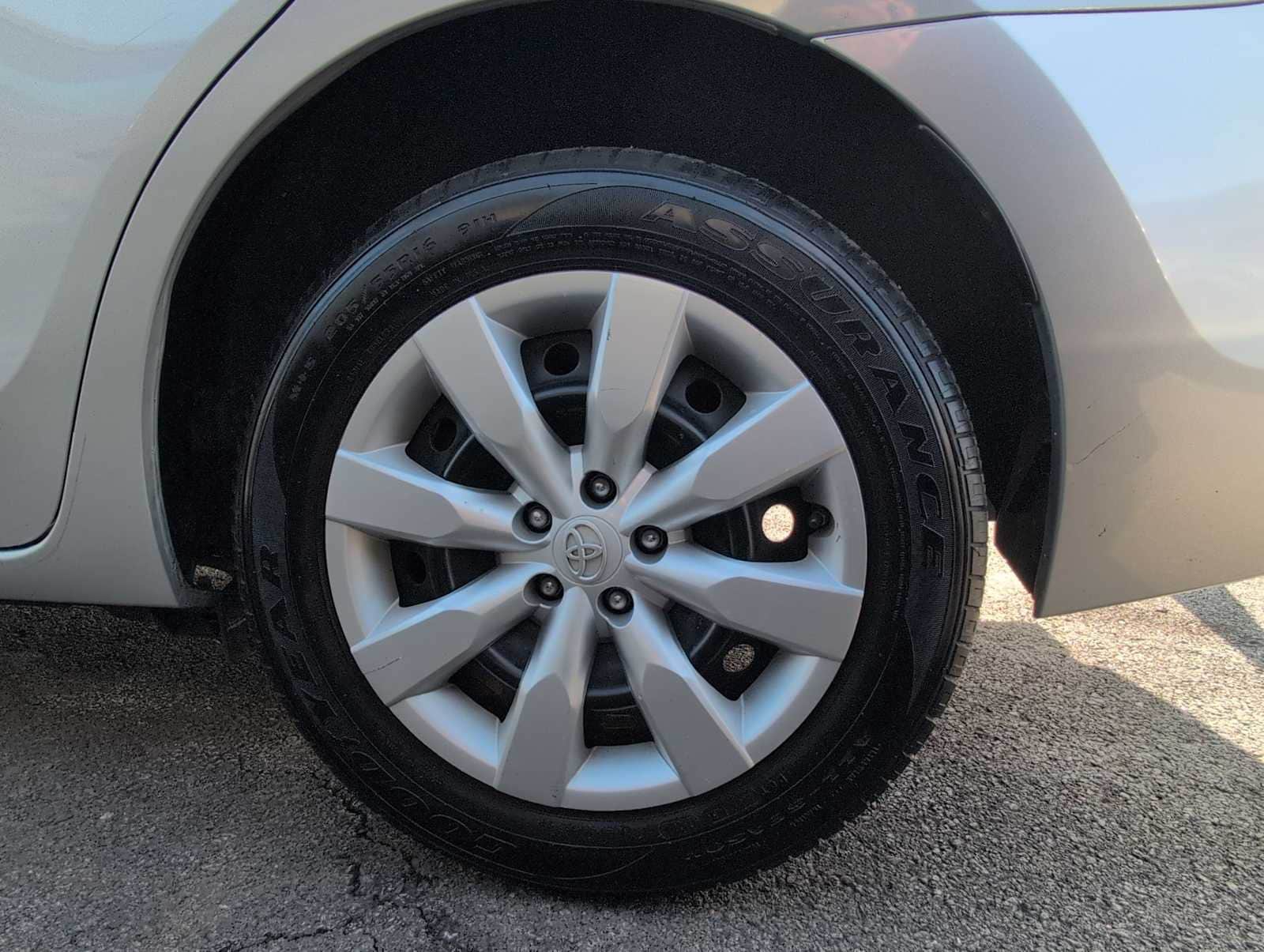 Thumbnail: 2016 Toyota Corolla - 14