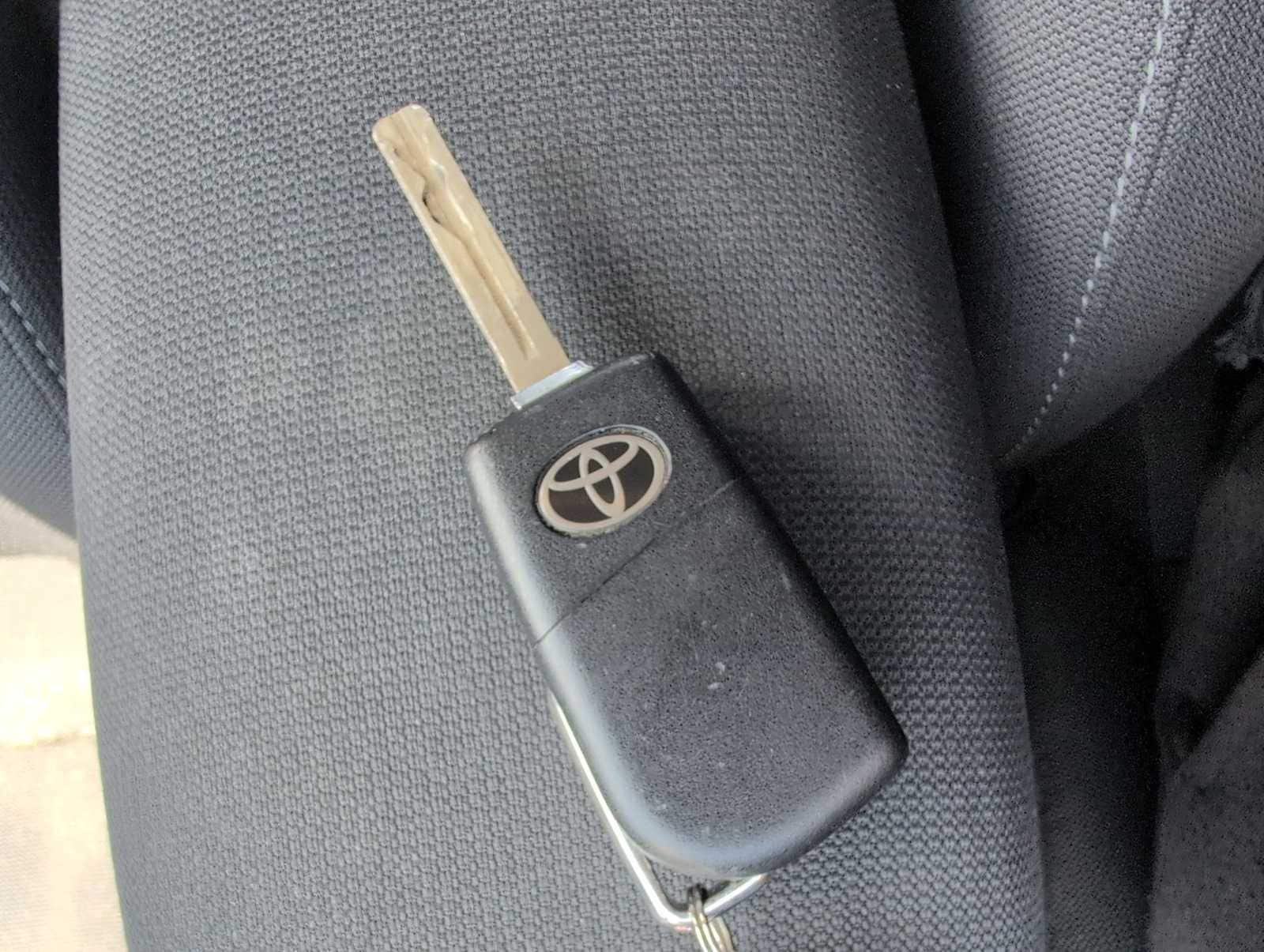 Thumbnail: 2024 Toyota Corolla - 31