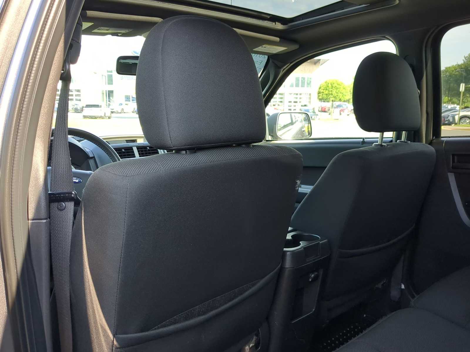 Thumbnail: 2010 Ford Escape - 18