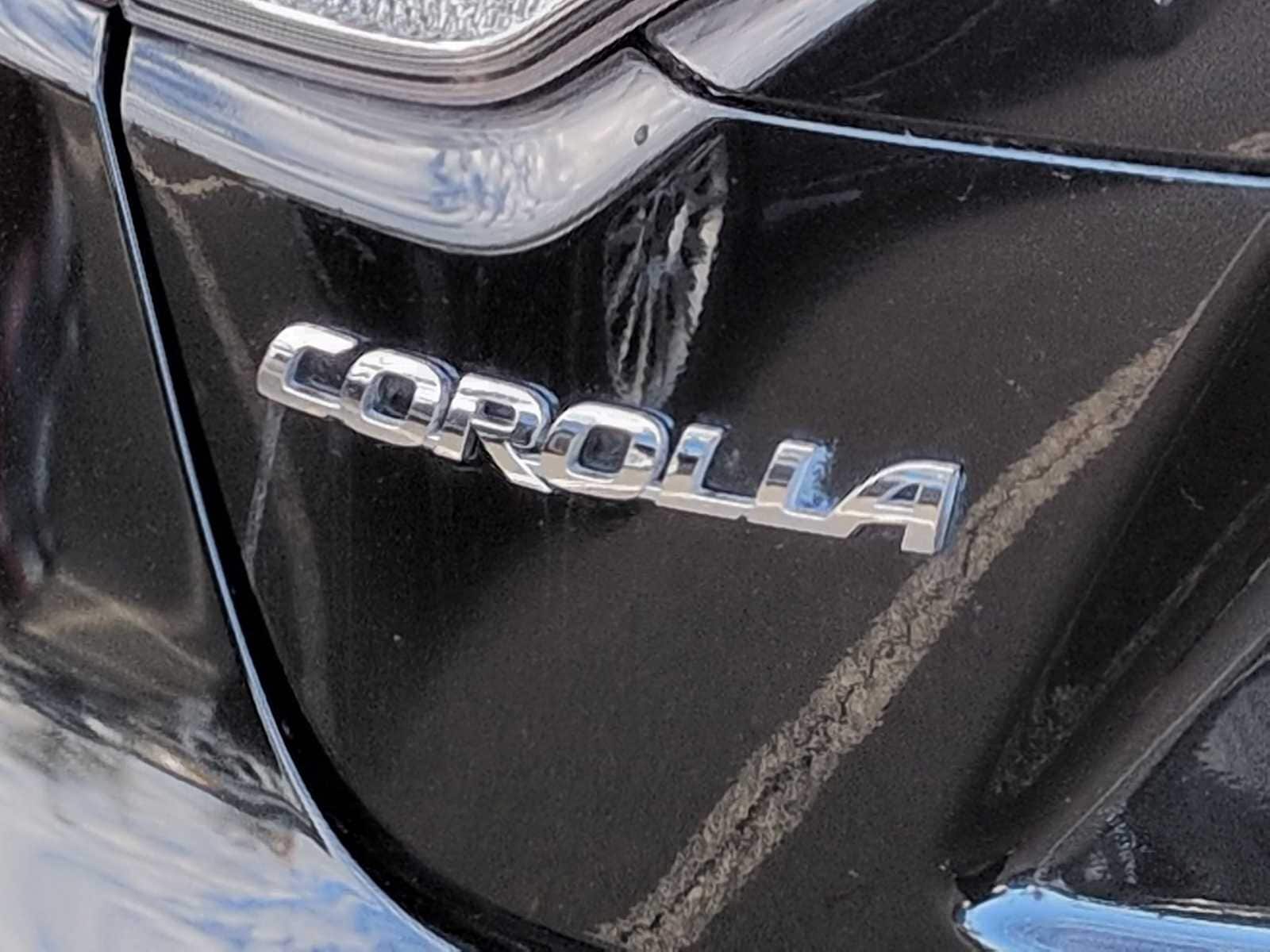 Thumbnail: 2022 Toyota Corolla - 11