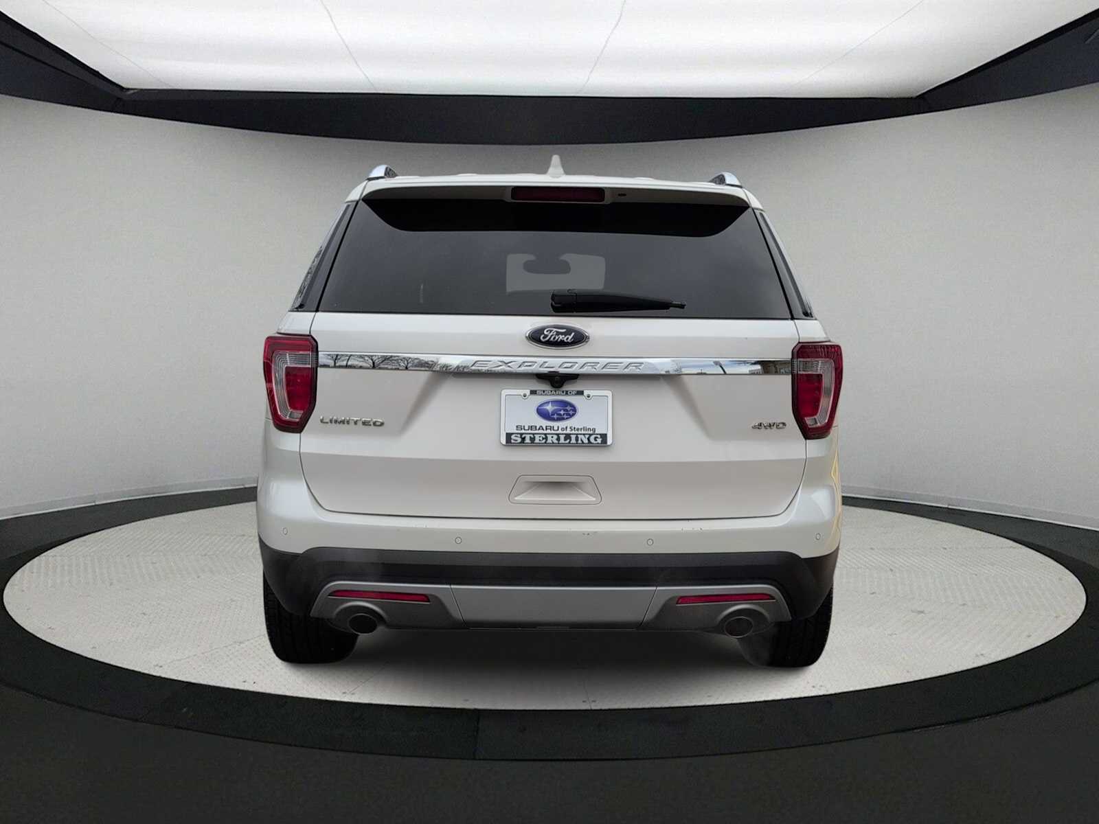 Thumbnail: 2016 Ford Explorer - 7