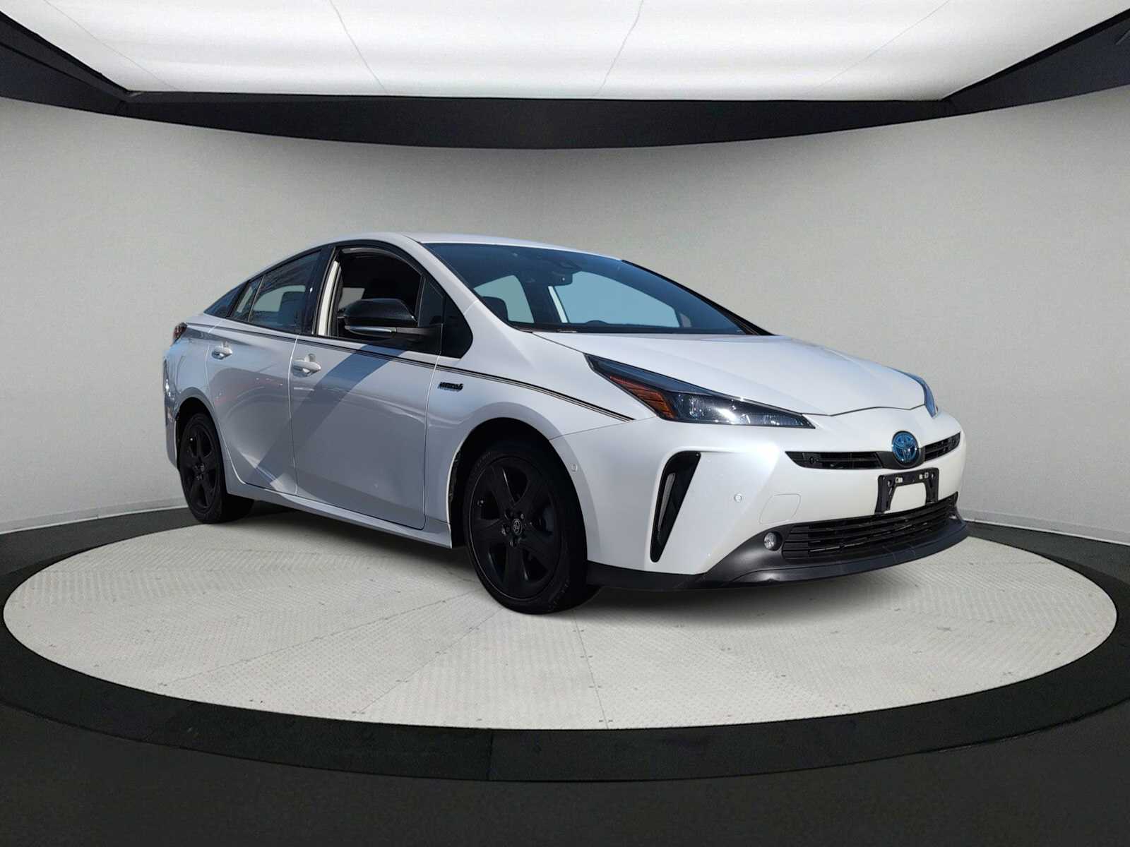 Thumbnail: 2021 Toyota Prius - 2