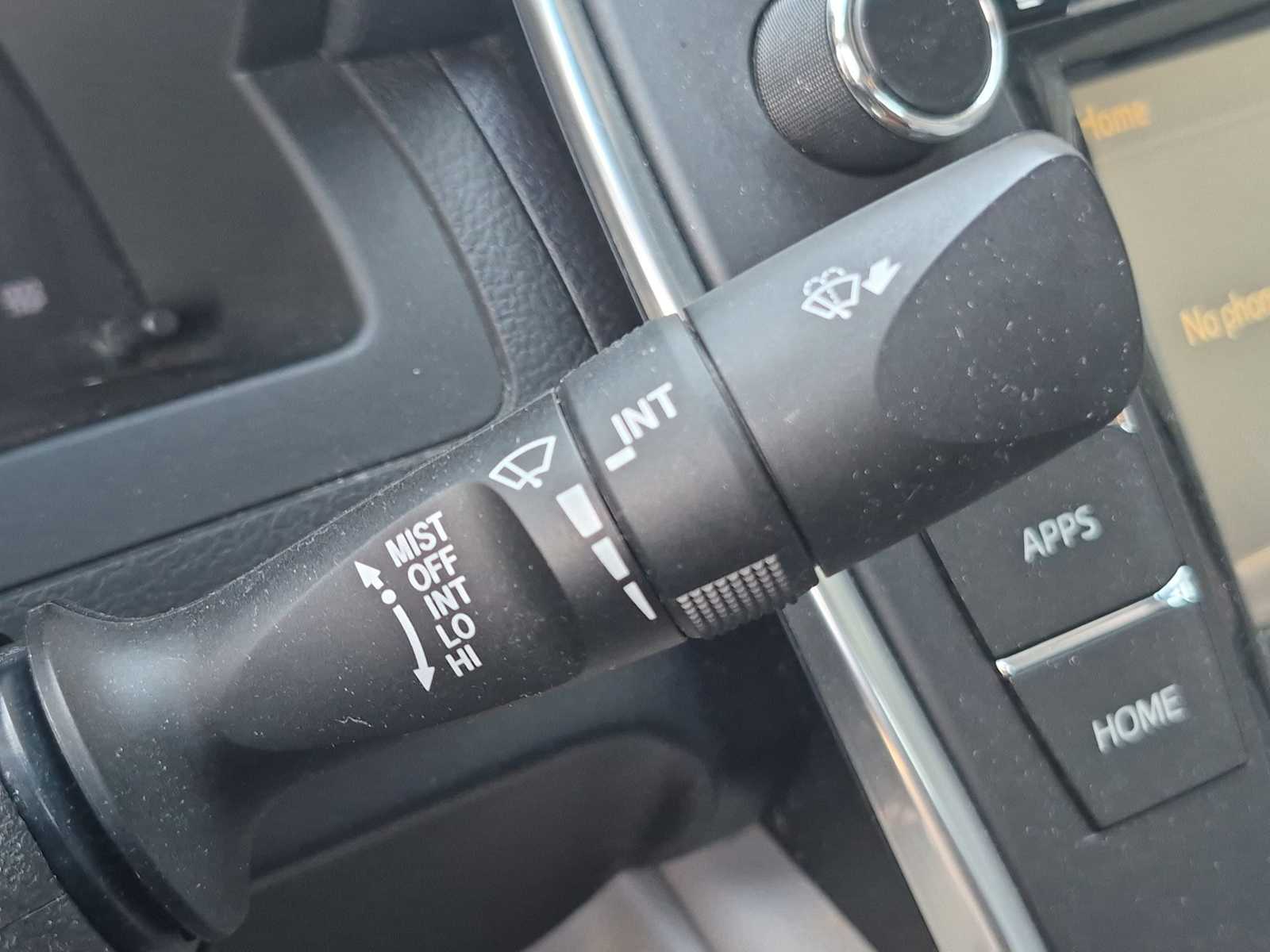 2016 Toyota Camry XLE - Photo 25