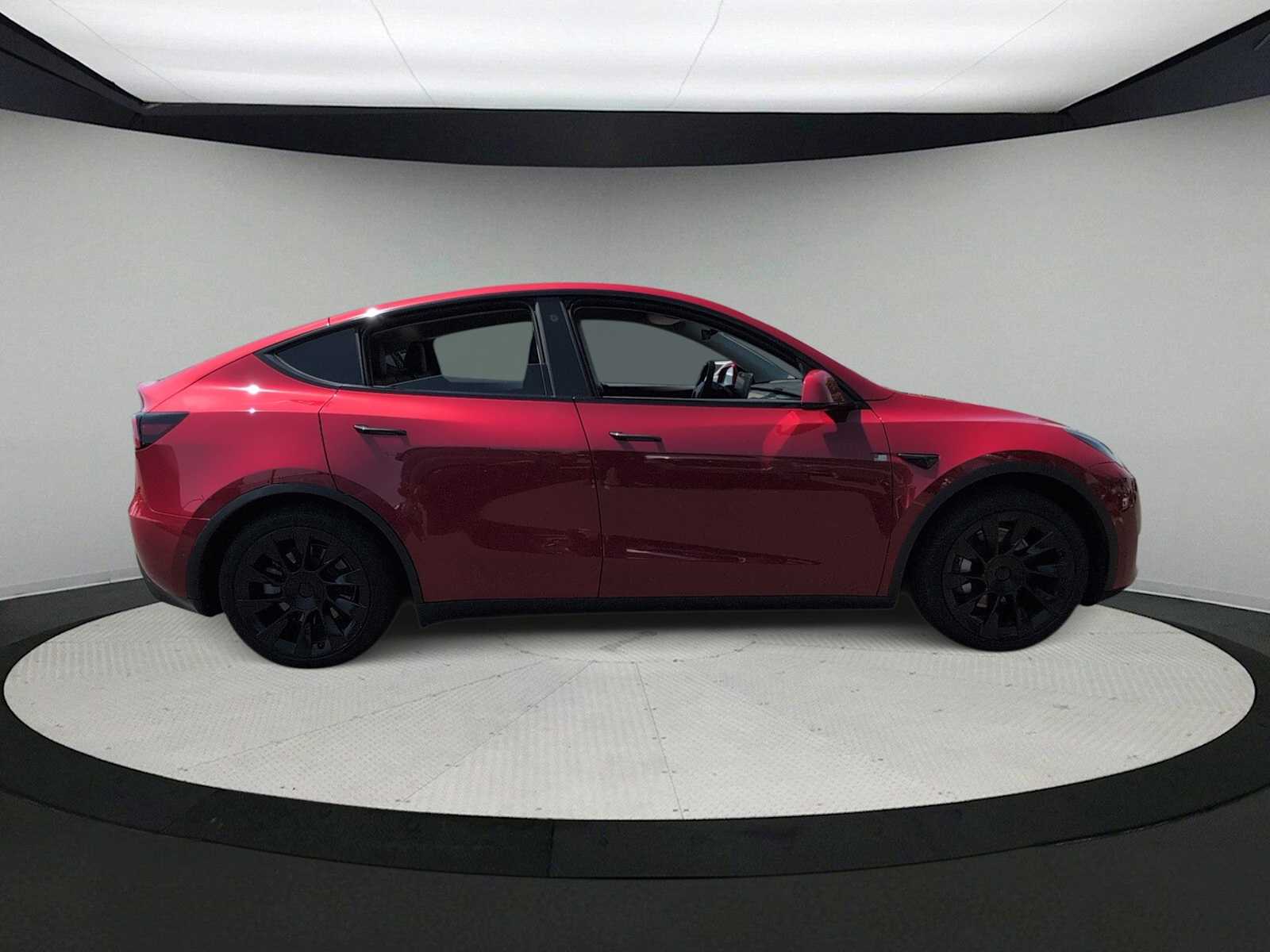 Thumbnail: 2021 Tesla Model Y - 9