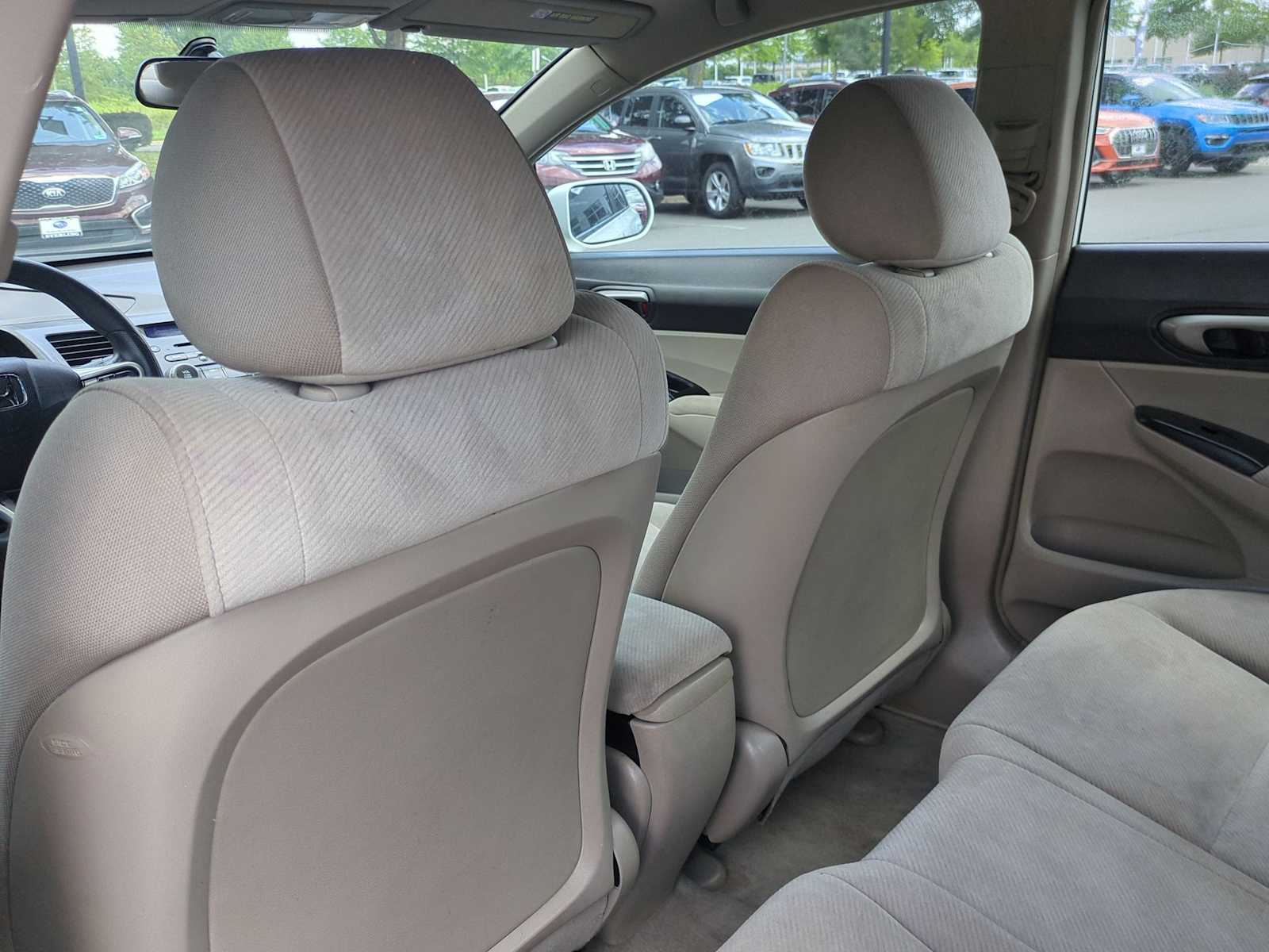 Thumbnail: 2011 Honda Civic - 18