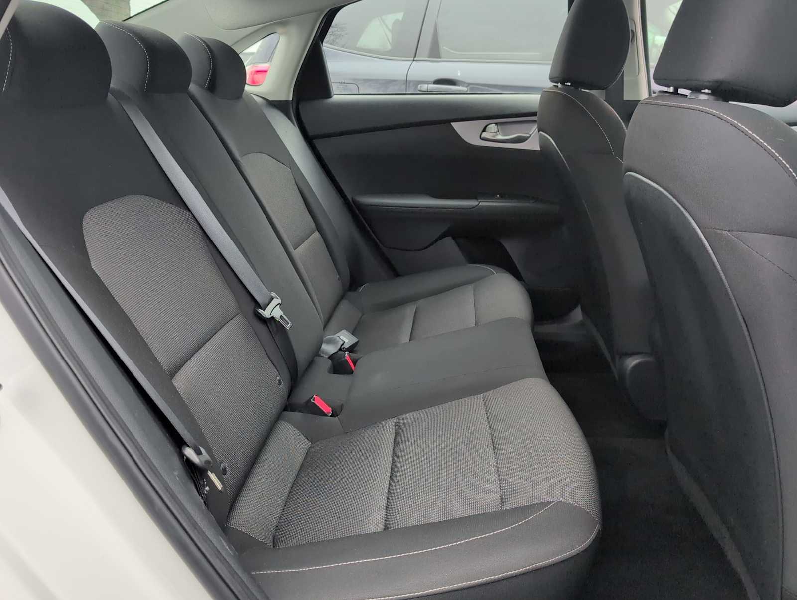 Thumbnail: 2024 Kia Forte - 20