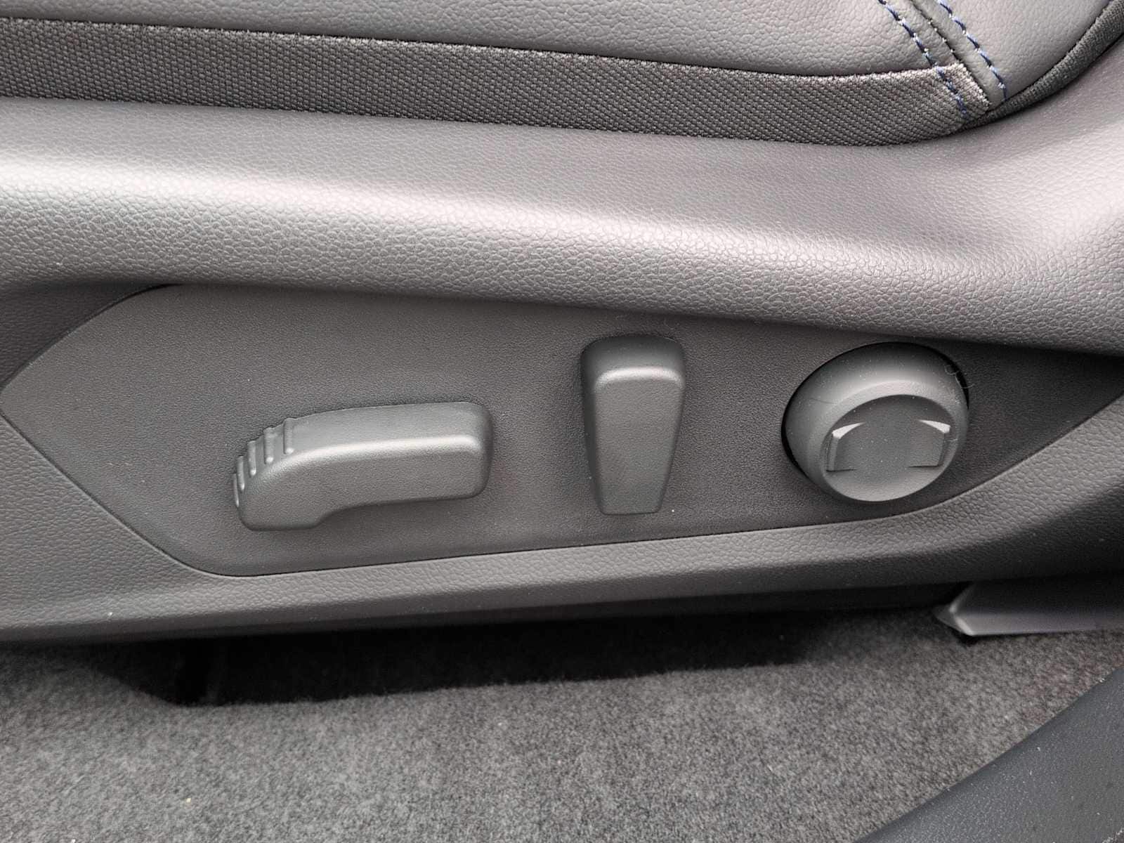 Thumbnail: 2026 Subaru Forester - 18