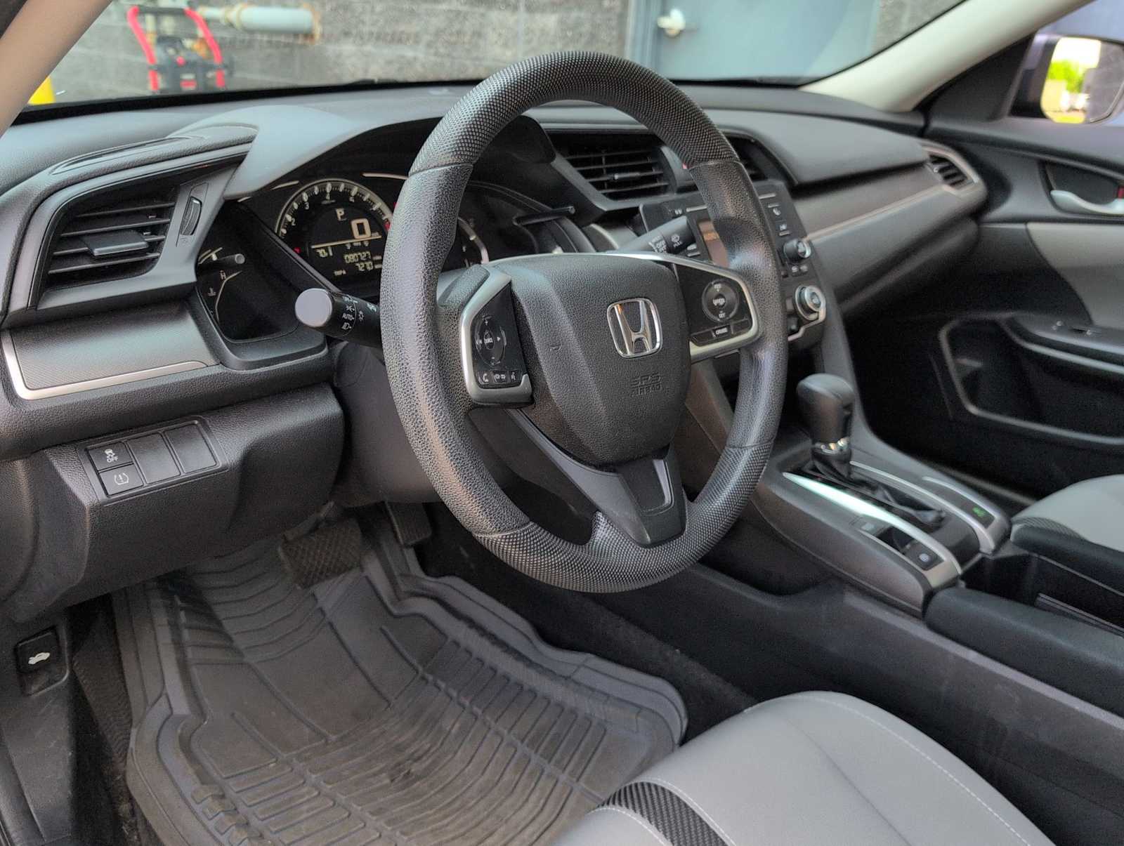 Thumbnail: 2017 Honda Civic - 10