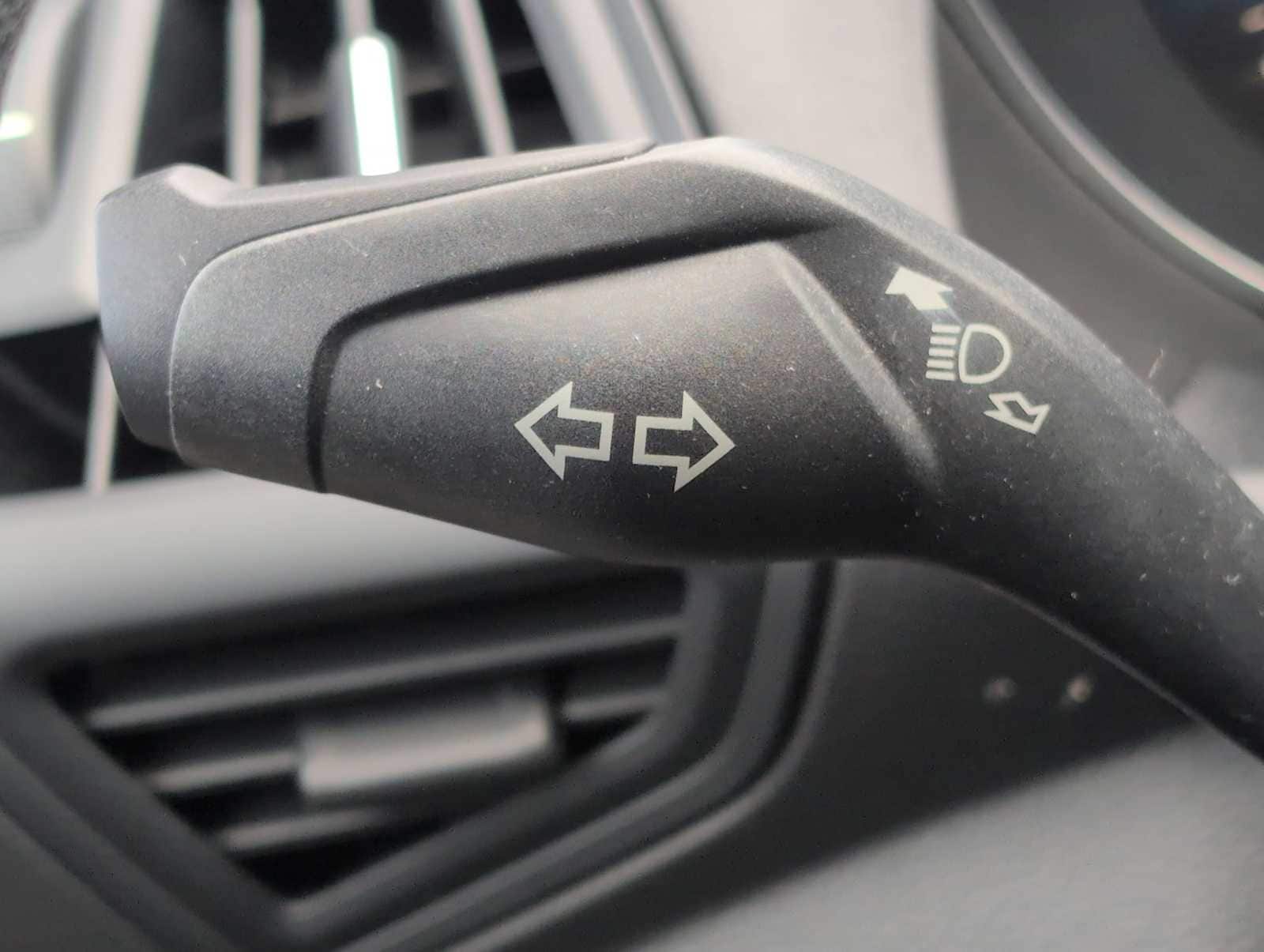 Thumbnail: 2014 Ford Escape - 26