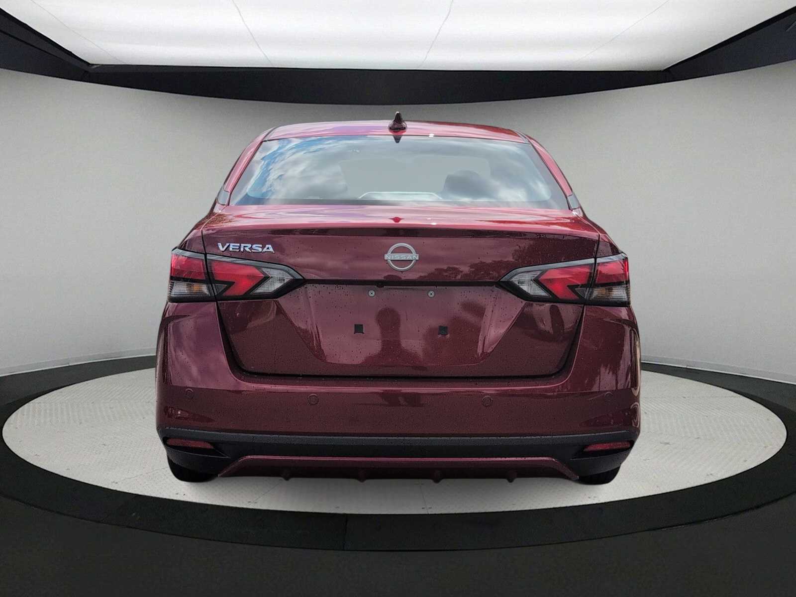 2025 Nissan Versa Sedan SV - Photo 7