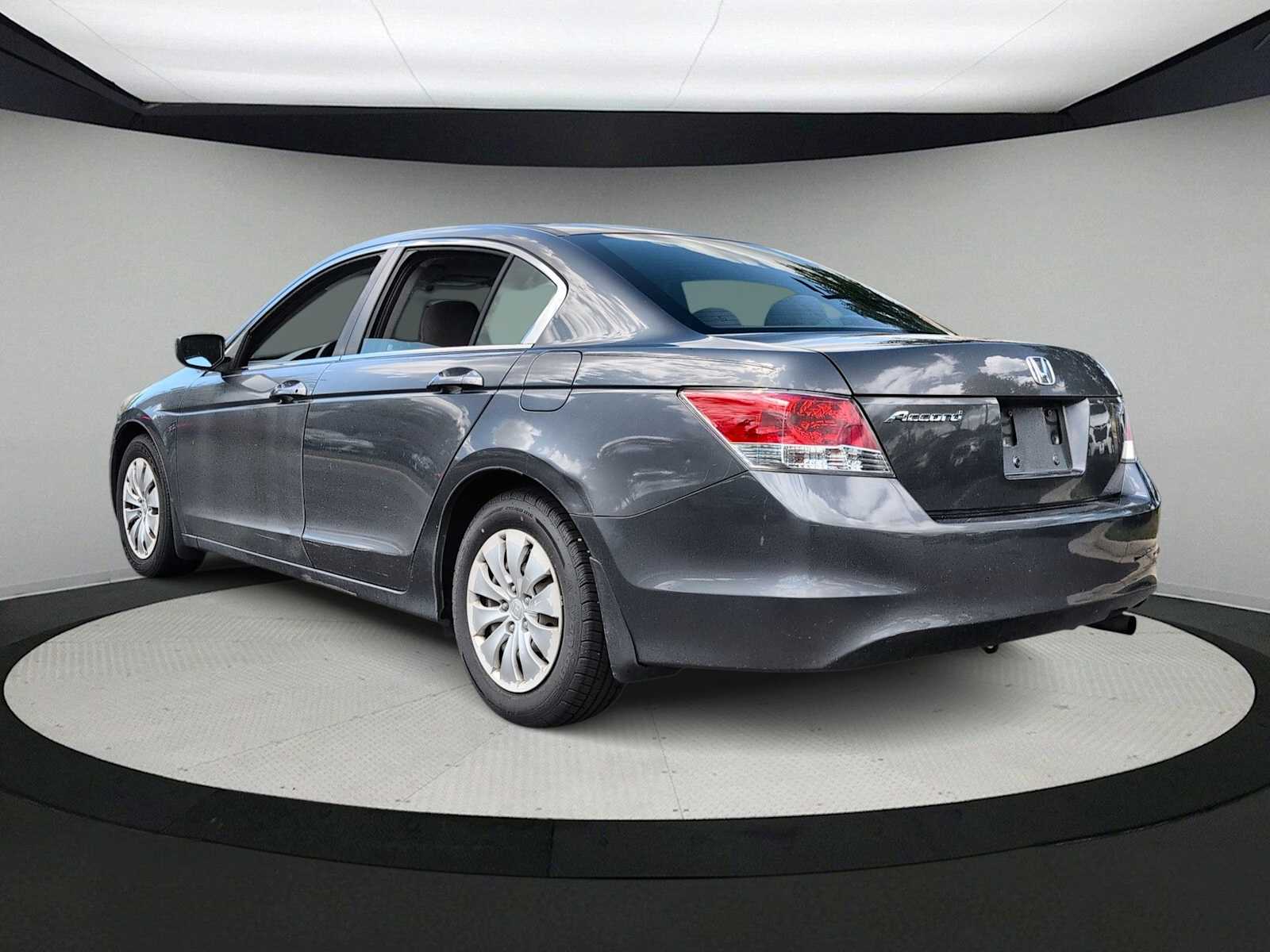 Thumbnail: 2010 Honda Accord - 6