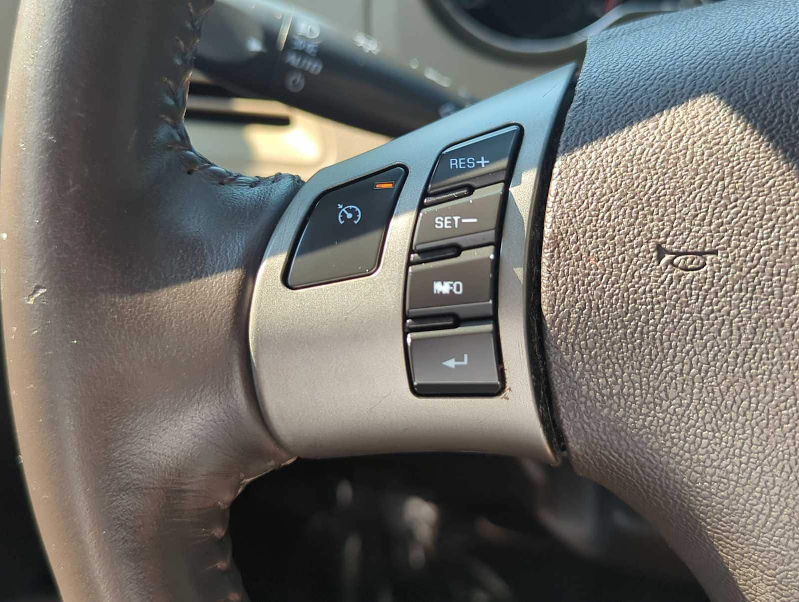 Thumbnail: 2011 Chevrolet Malibu - 25