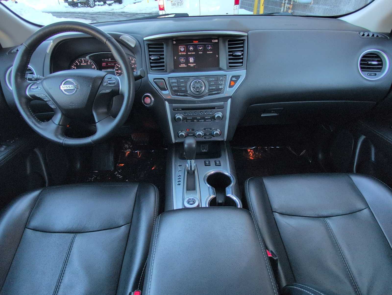 Thumbnail: 2019 Nissan Pathfinder - 16