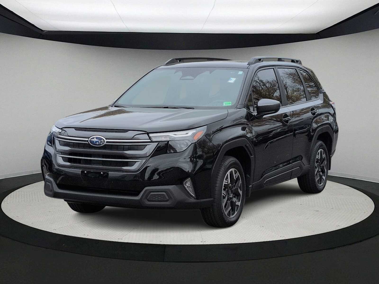 2025 Subaru Forester Premium photo 4