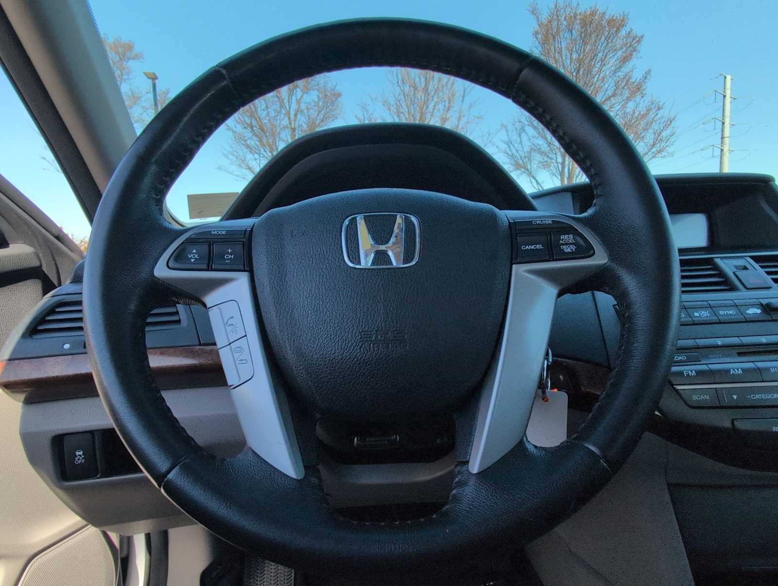 Thumbnail: 2011 Honda Accord - 22