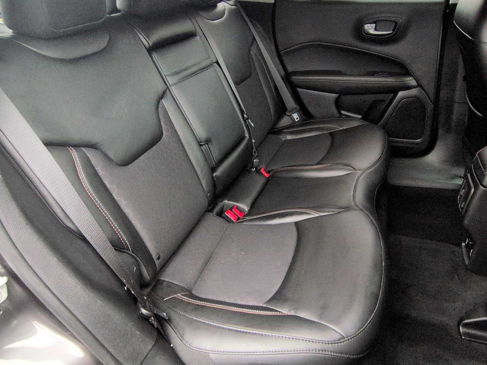 Thumbnail: 2019 Jeep Compass - 21