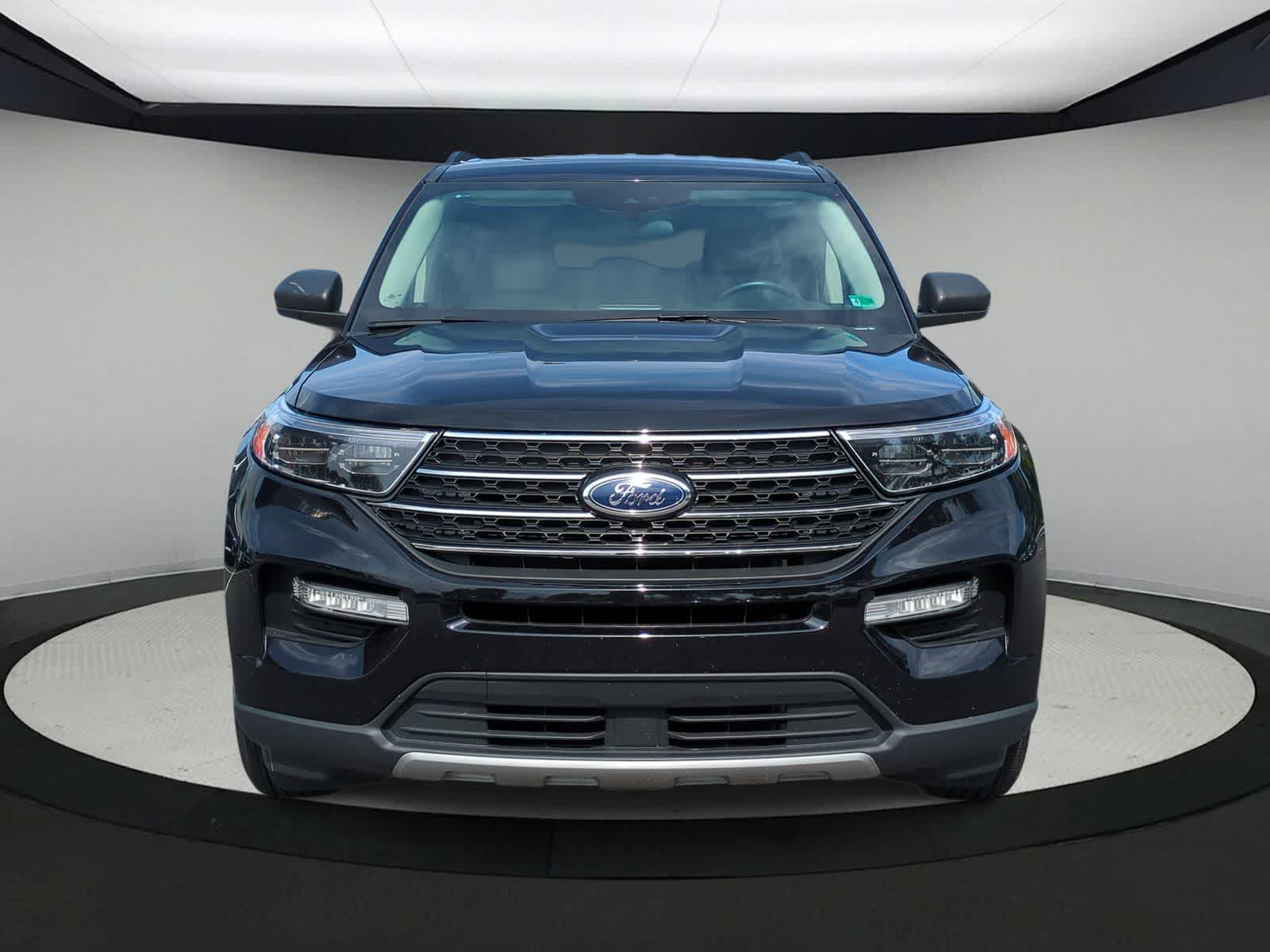 Thumbnail: 2023 Ford Explorer - 3