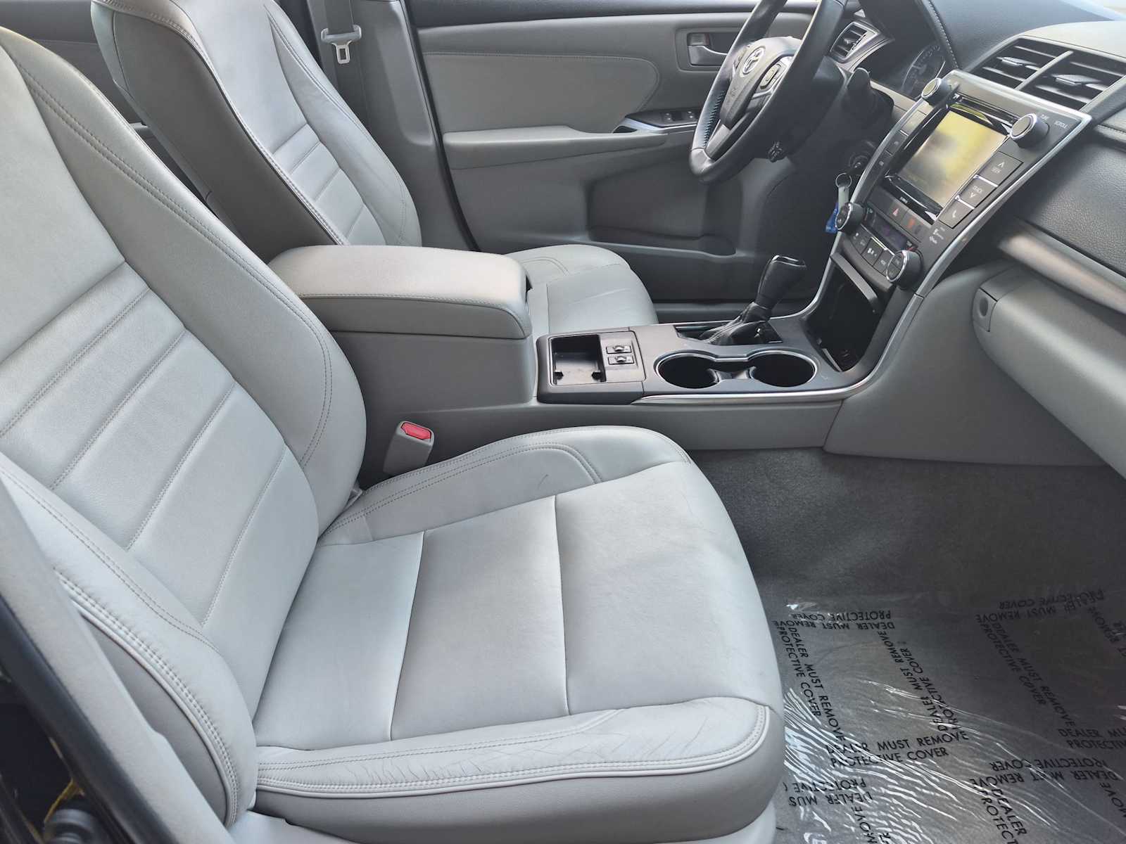 2016 Toyota Camry XLE - Photo 21