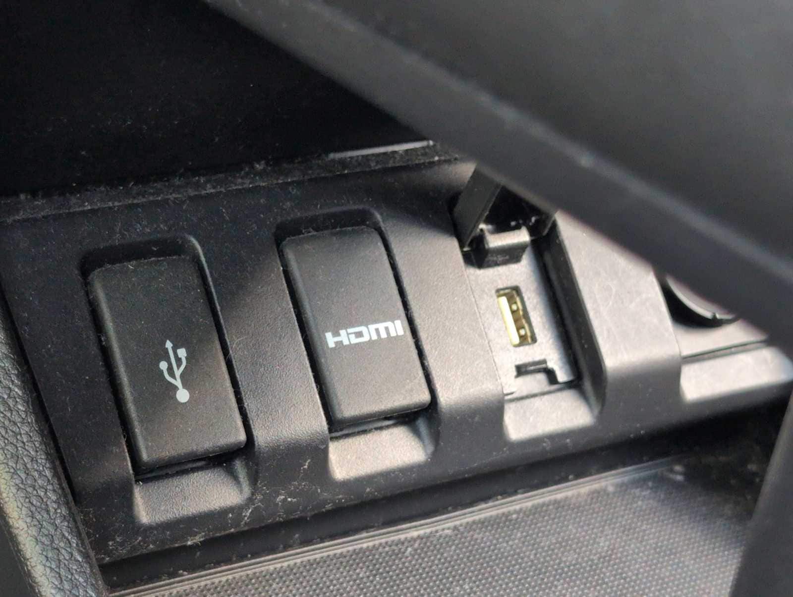 Thumbnail: 2016 Honda HR-V - 28