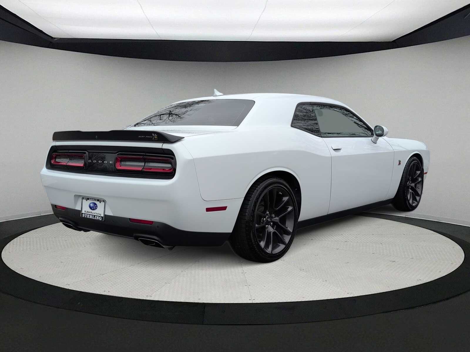Thumbnail: 2020 Dodge Challenger - 8