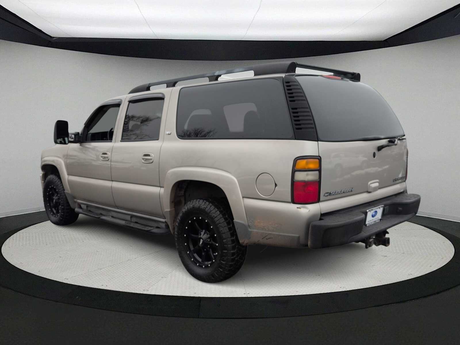 Thumbnail: 2005 Chevrolet Suburban - 6