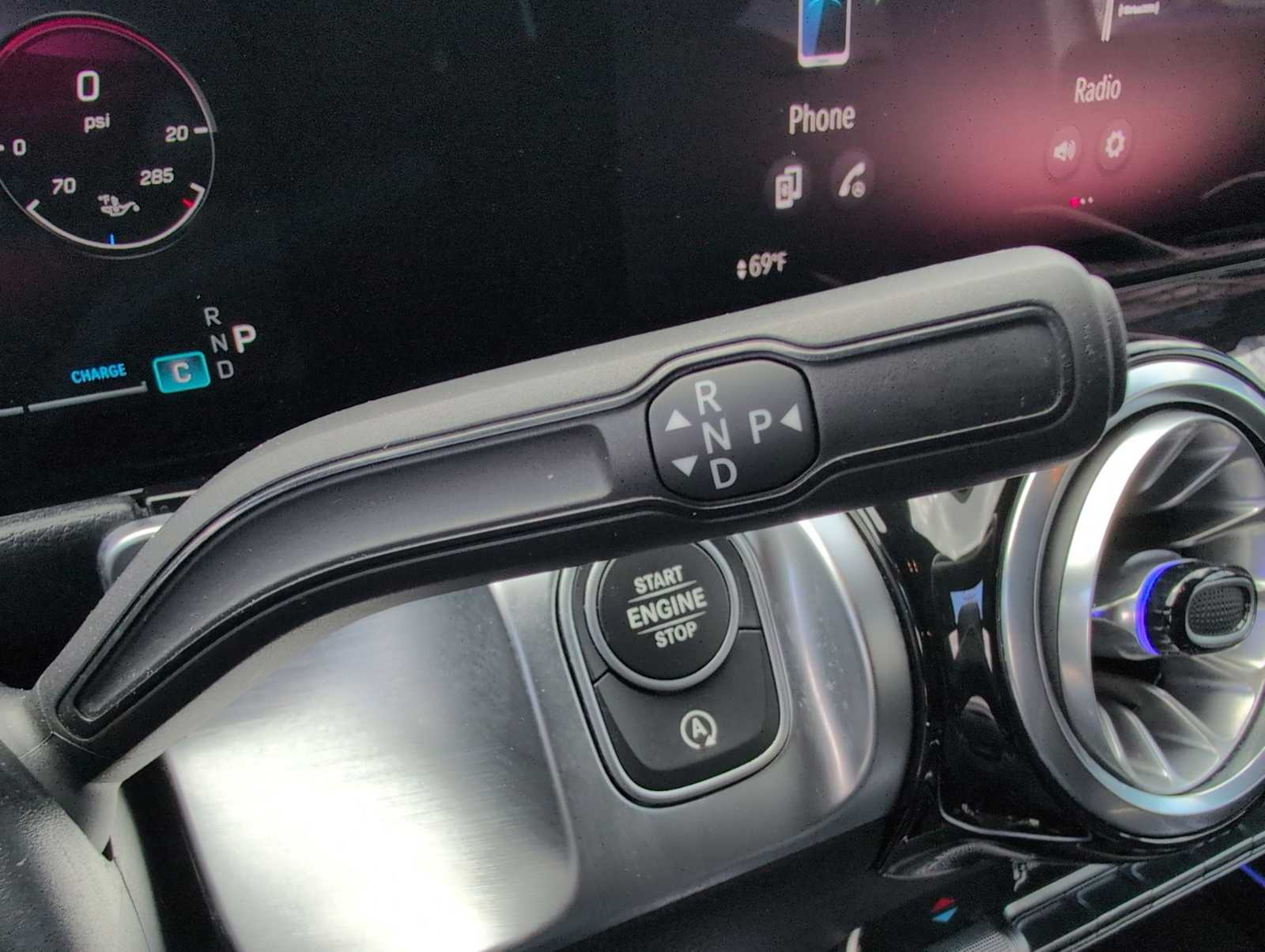 Thumbnail: 2024 Mercedes-Benz GLB - 29