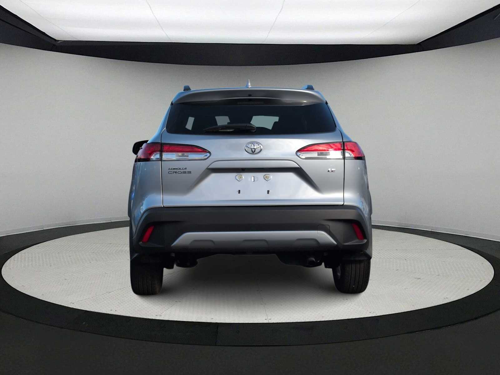 Thumbnail: 2024 Toyota Corolla Cross - 7