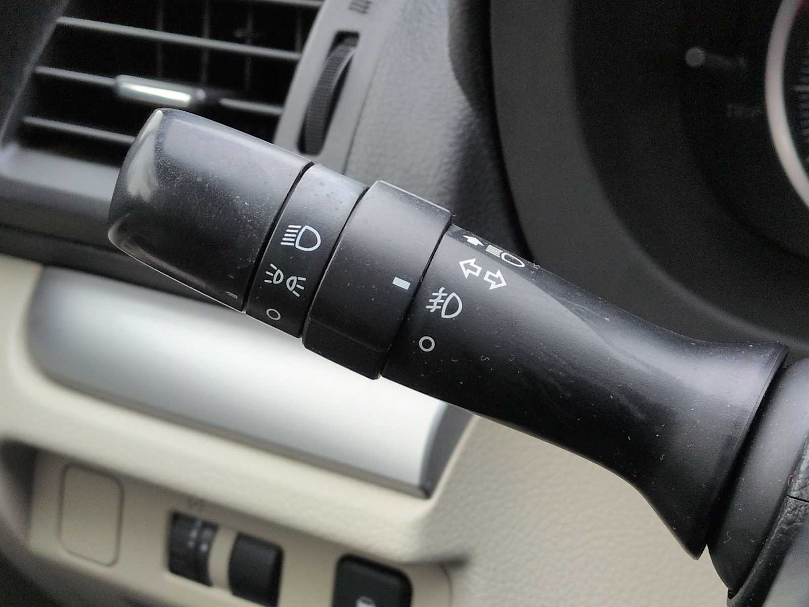 Thumbnail: 2014 Subaru XV Crosstrek - 28