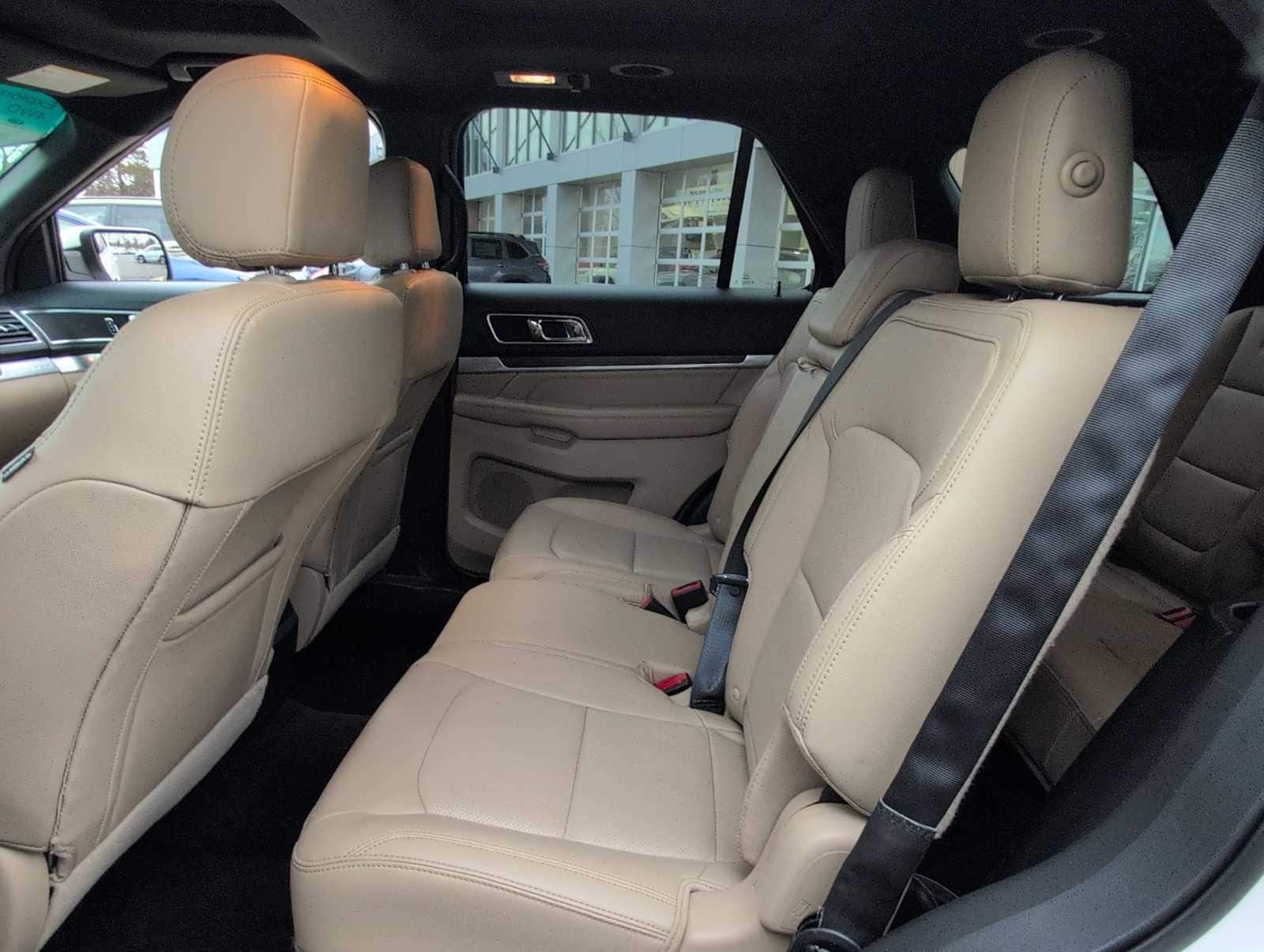 Thumbnail: 2016 Ford Explorer - 19