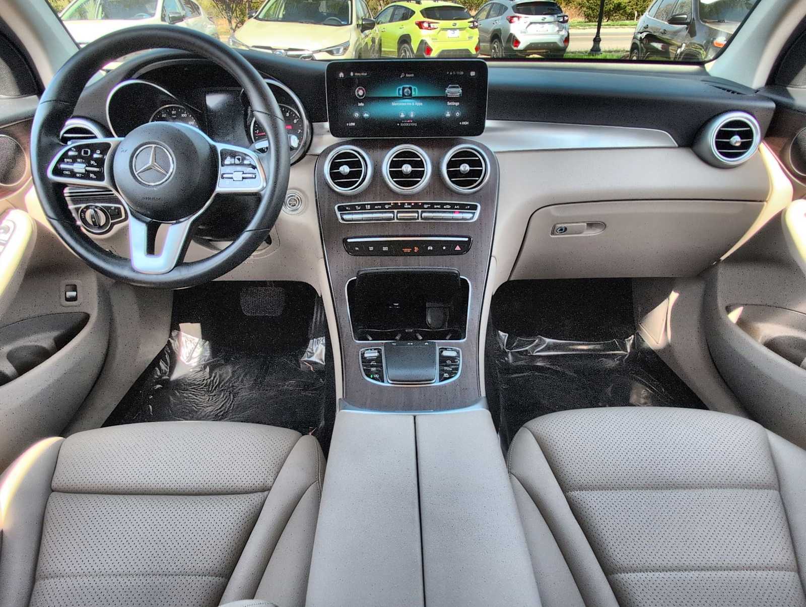 Thumbnail: 2022 Mercedes-Benz GLC - 15