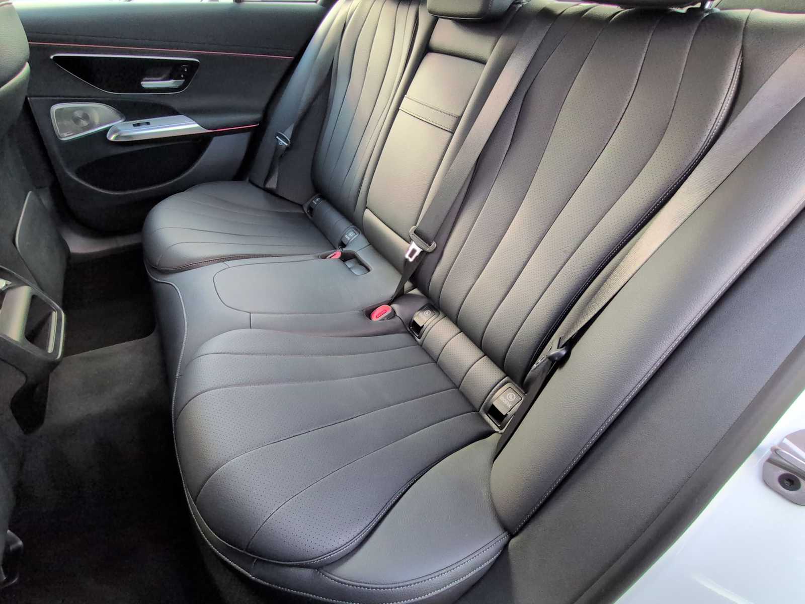 Thumbnail: 2024 Mercedes-Benz E-Class - 20