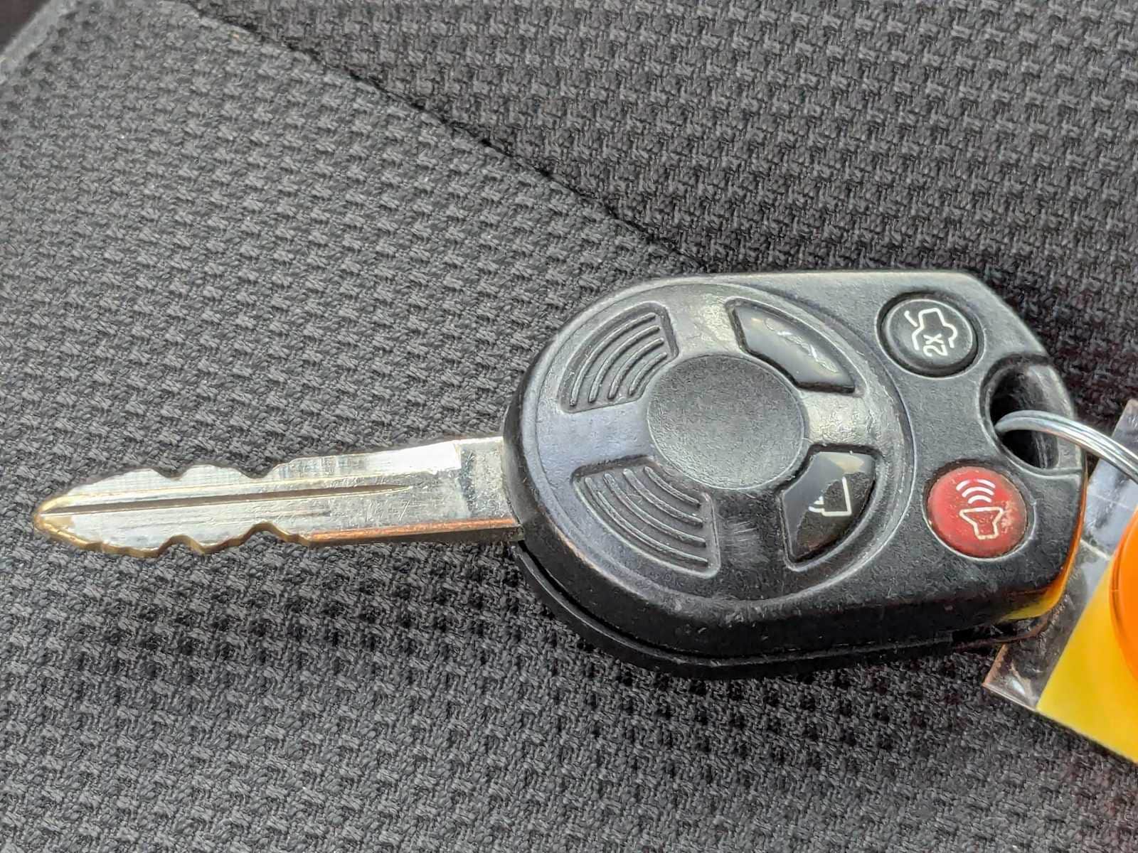 Thumbnail: 2010 Ford Escape - 36