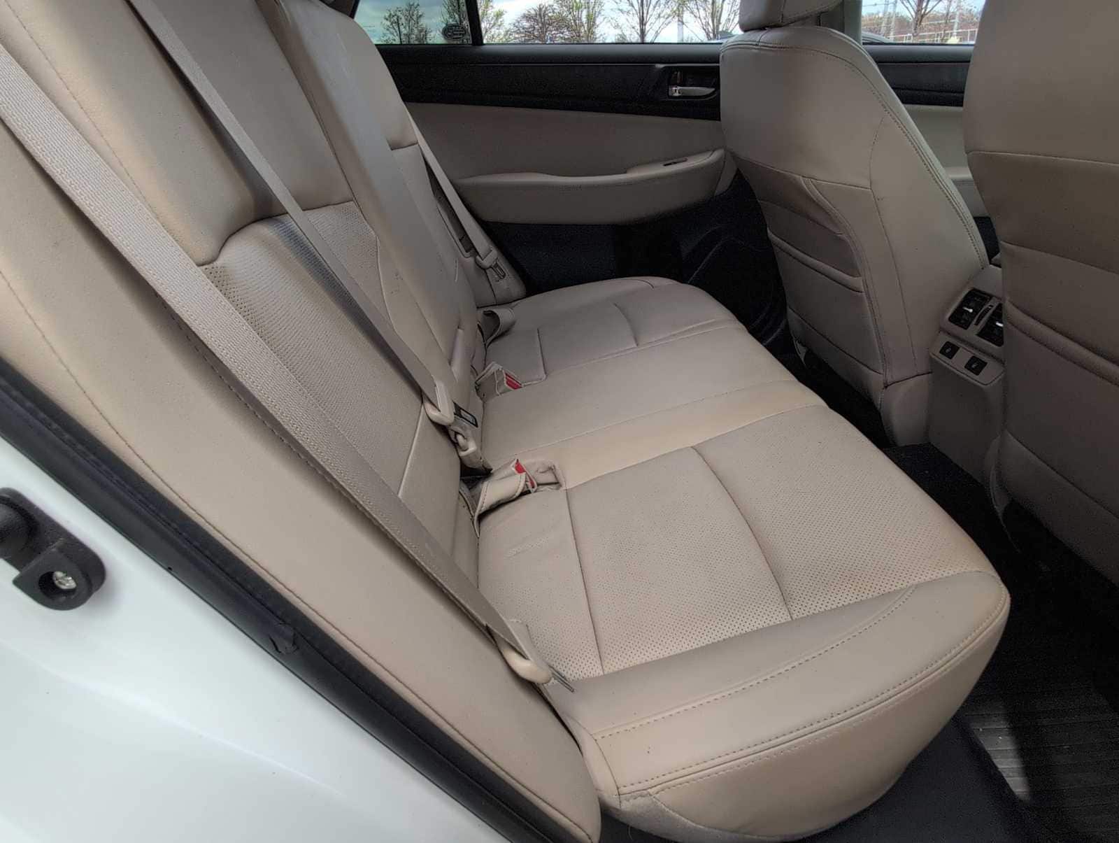 Thumbnail: 2017 Subaru Outback - 20