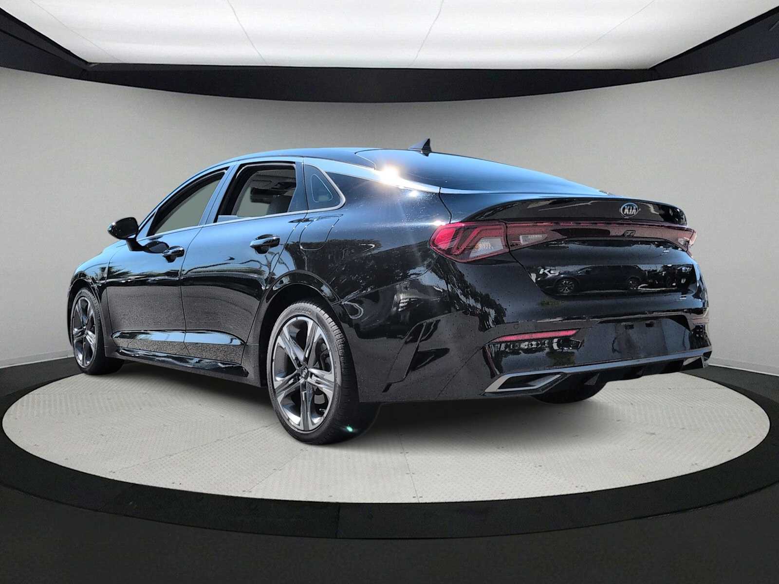 Thumbnail: 2021 Kia K5 - 6